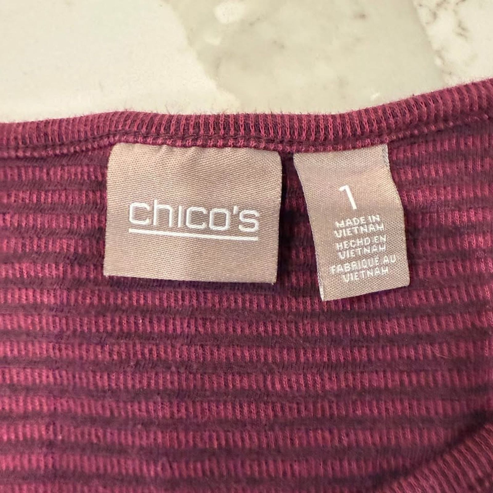 Chicos Chicos Burgundy Wine Textured Stripe 3/4 Sleeve Top Women 1 Size M / US 6-8 / IT 42-44 - 4 Thumbnail