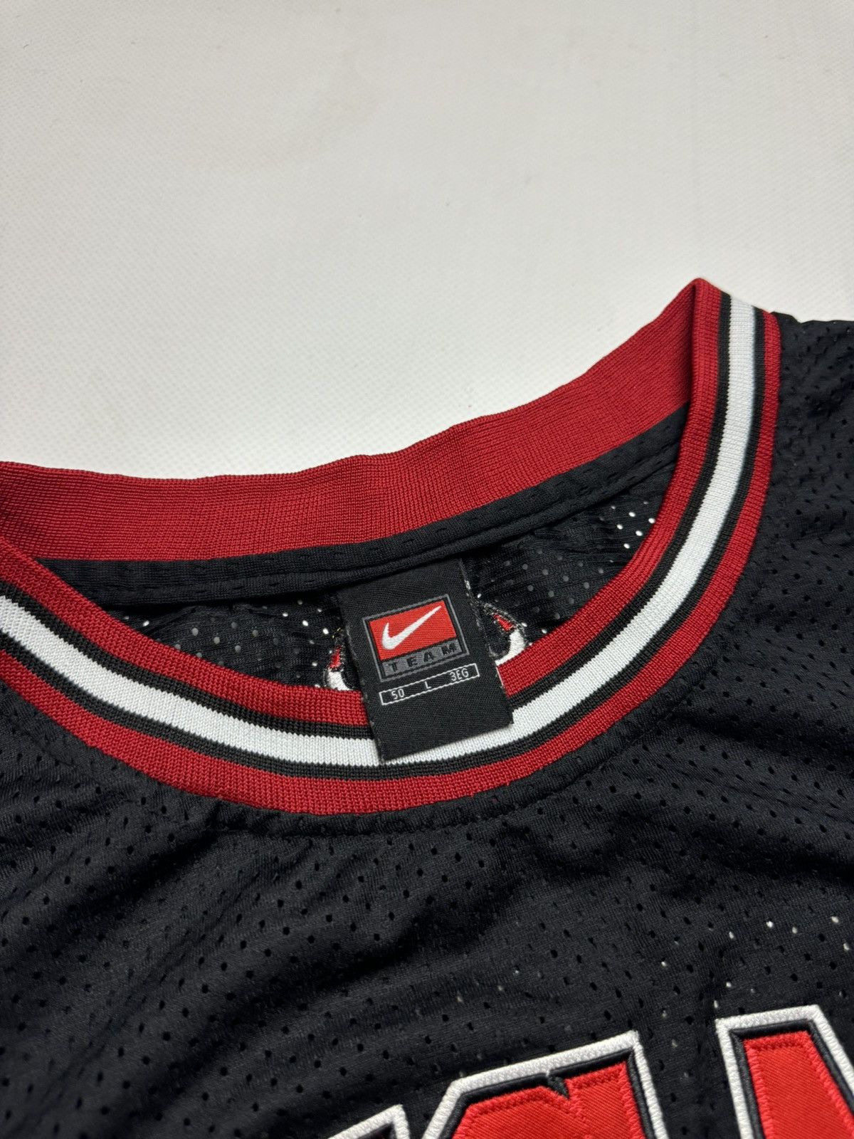 NBA × Nike × Supreme Rare vintage Nike Jersey Chicago Bulls Jordan Y2K Size US L / EU 52-54 / 3 - 6 Thumbnail