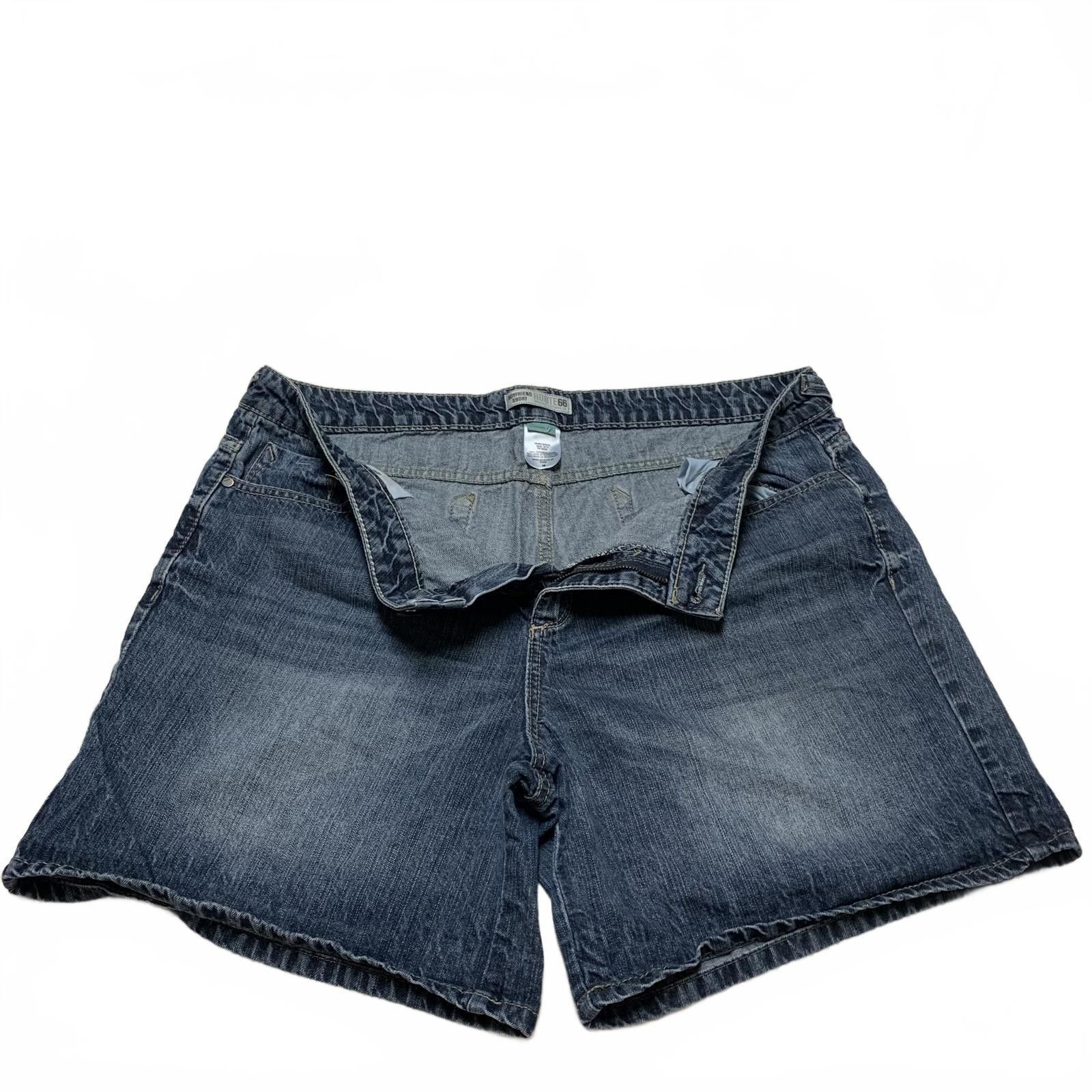 Route 66 Route 66 Women's Size 16 Blue Wash Denim Shorts Jeans W 37 Size 38" / US 16 / IT 52 - 1 Thumbnail
