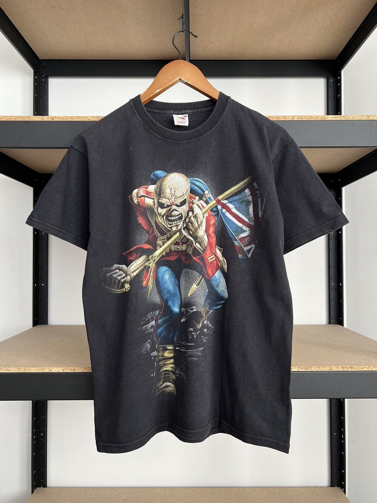 Band Tees Vintage 2010 Iron Maiden The Final Frontier Black T-shirt Size US M / EU 48-50 / 2 - 1 Thumbnail