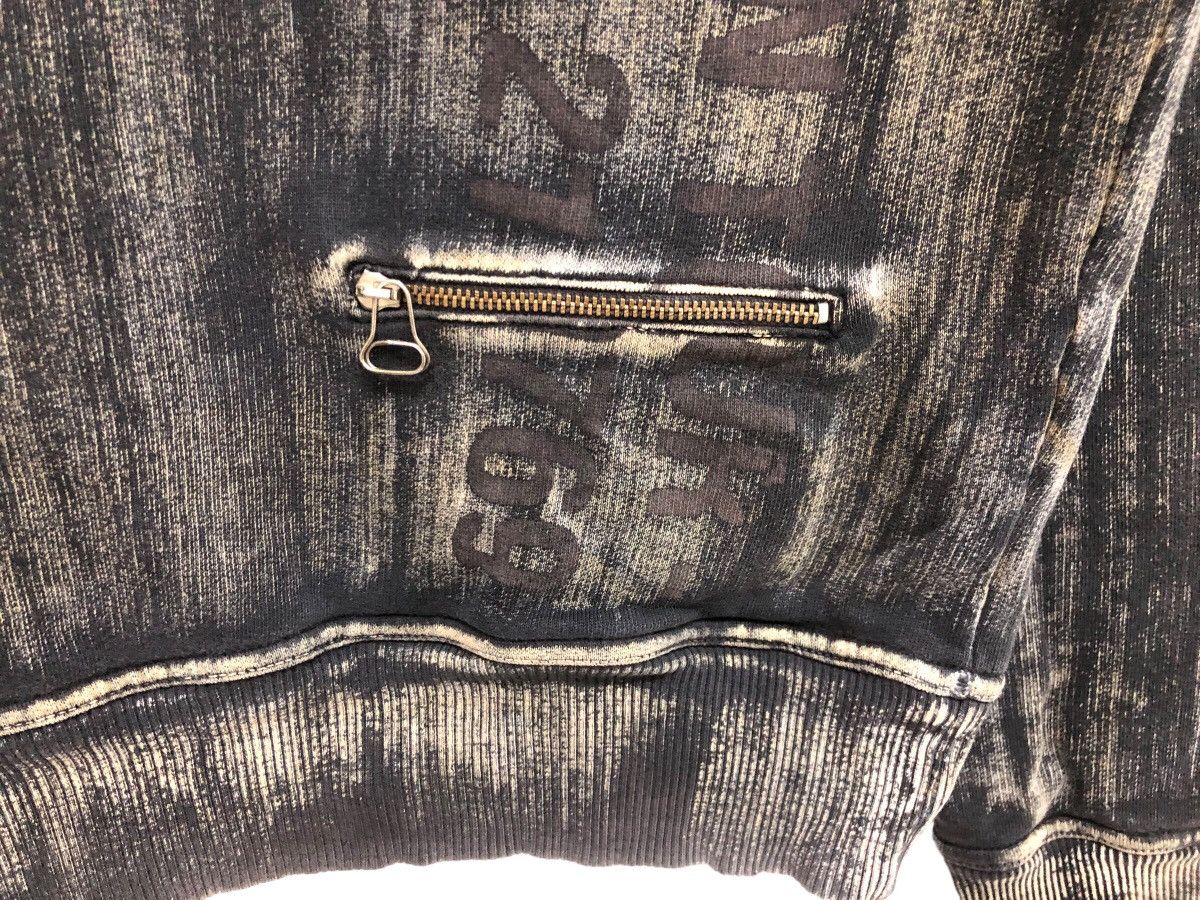 Diesel Y2K 🔥 TRIOMPHE CHROMATIC GREY GRADIENT CYBERPUNK JUMPER Size US M / EU 48-50 / 2 - 6 Thumbnail