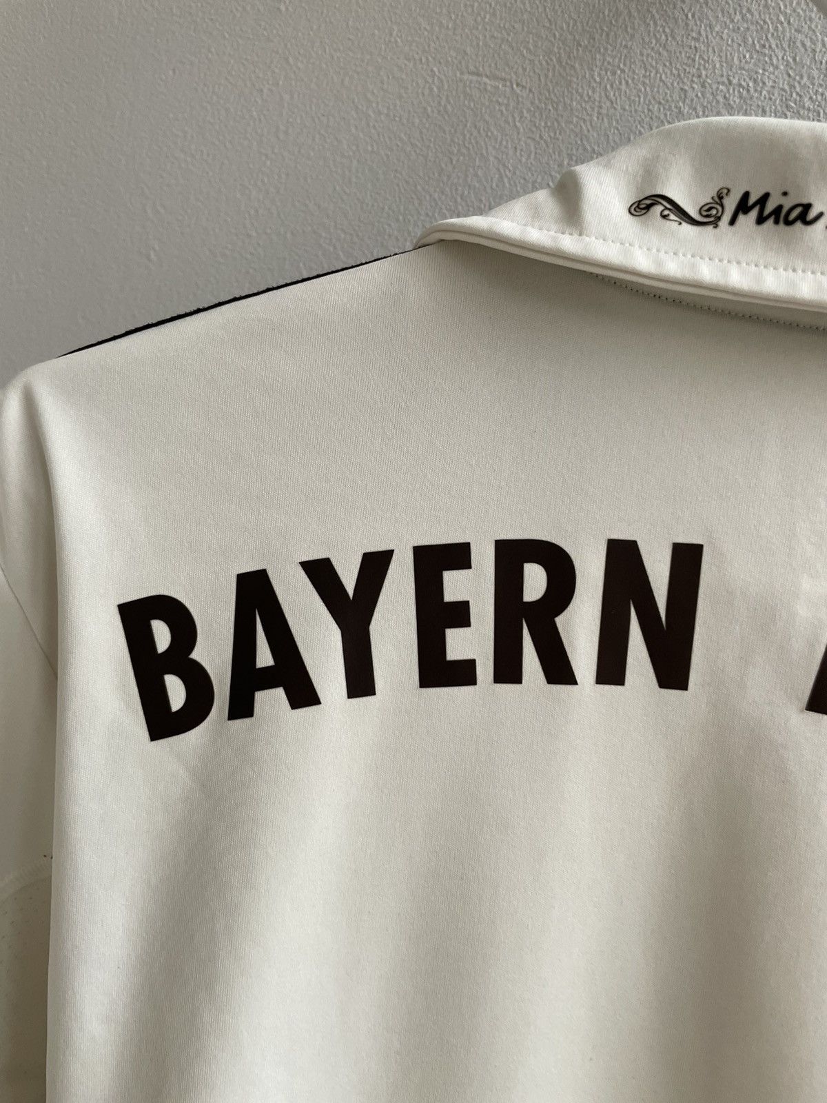 Adidas Bayern Munich 2013 2014 Football Shirt Soccer Jersey Adidas Size US M / EU 48-50 / 2 - 15 Thumbnail