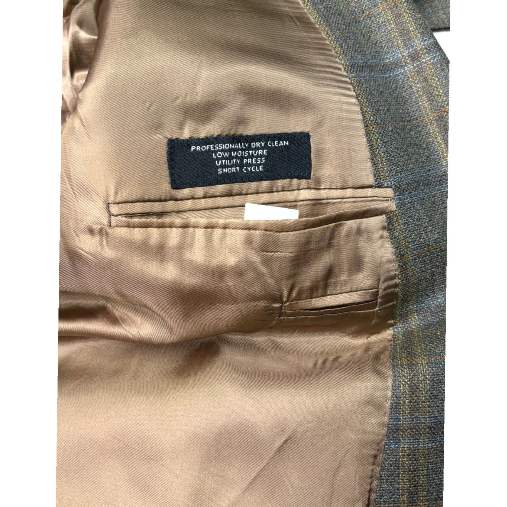 Jos. A. Bank VINTAGE? No. Size 46R - 6 Thumbnail