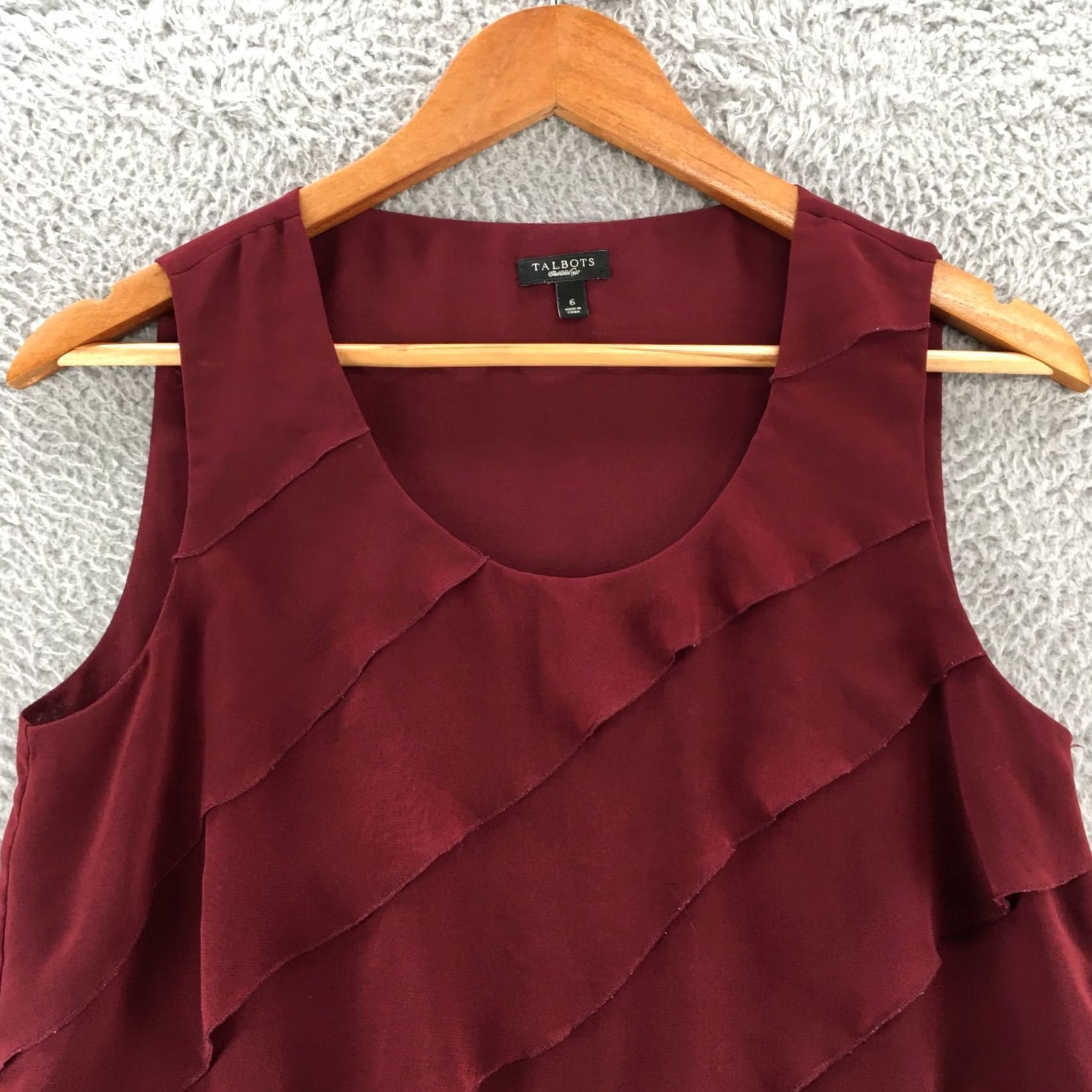 Talbots Talbots Tank Top Womens 6 Red Sleeveless Scoopneck Ruffle Casual Size M / US 6-8 / IT 42-44 - 2 Thumbnail