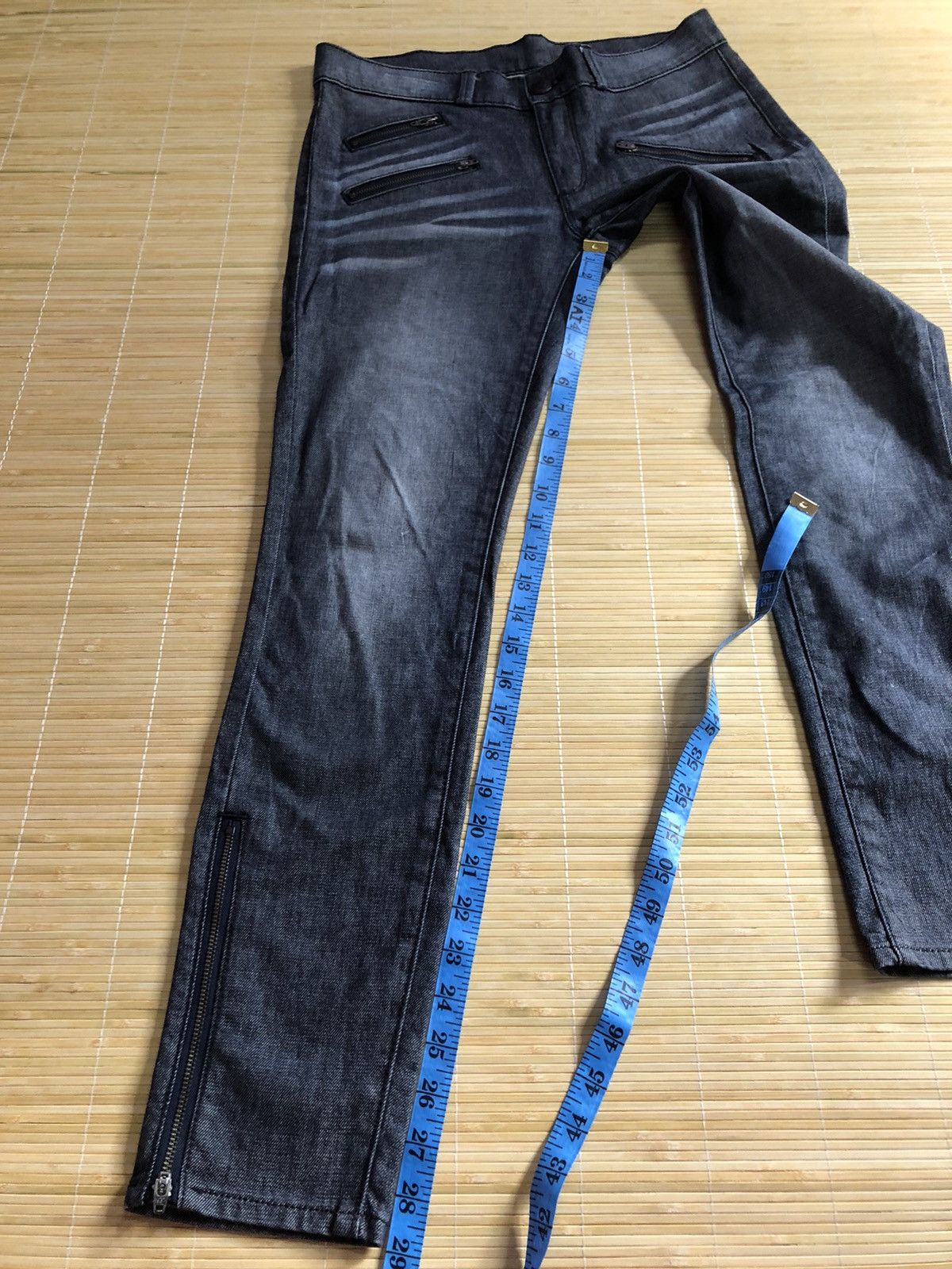 Le Grande Bleu (L.G.B.) UJ skinny fit tapered Size US 31 - 15 Thumbnail