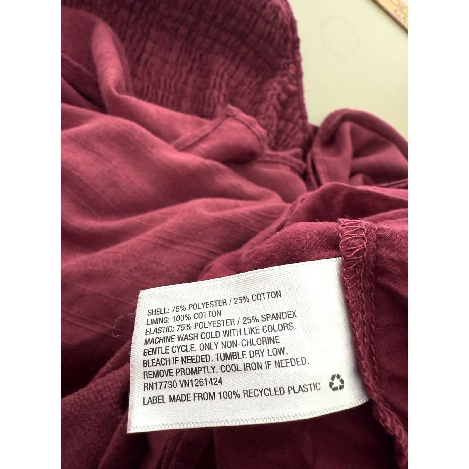 Vintage Universal Thread Womens Maroon Smocked Halter Top Maxi Dress Size L Side Slits Size L / US 10 / IT 46 - 5 Thumbnail