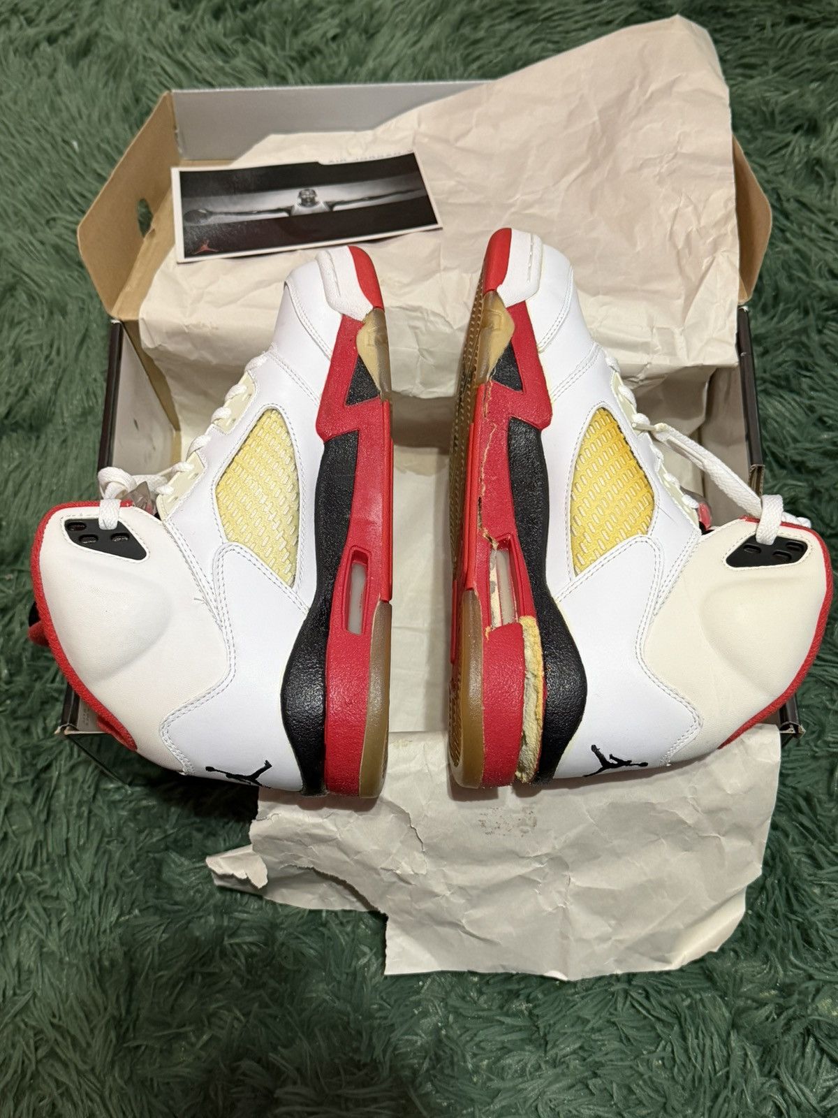 Nike jordan retro 5 fire red 2006 Size US 7.5 / EU 40-41 - 3 Thumbnail