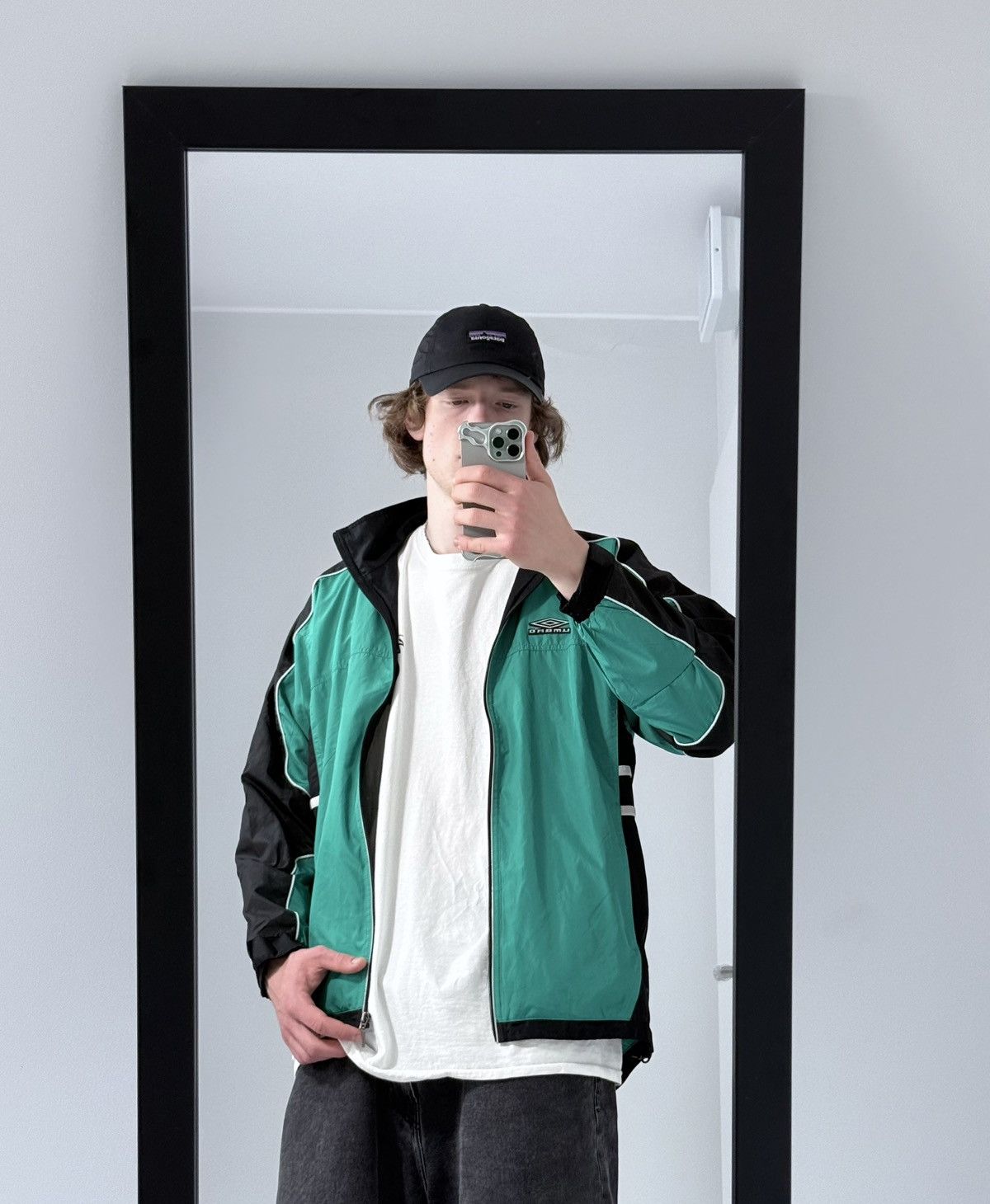 Umbro Vintage Umbro y2k avantgarde streetwear jacket Size US XL / EU 56 / 4 - 2 Thumbnail