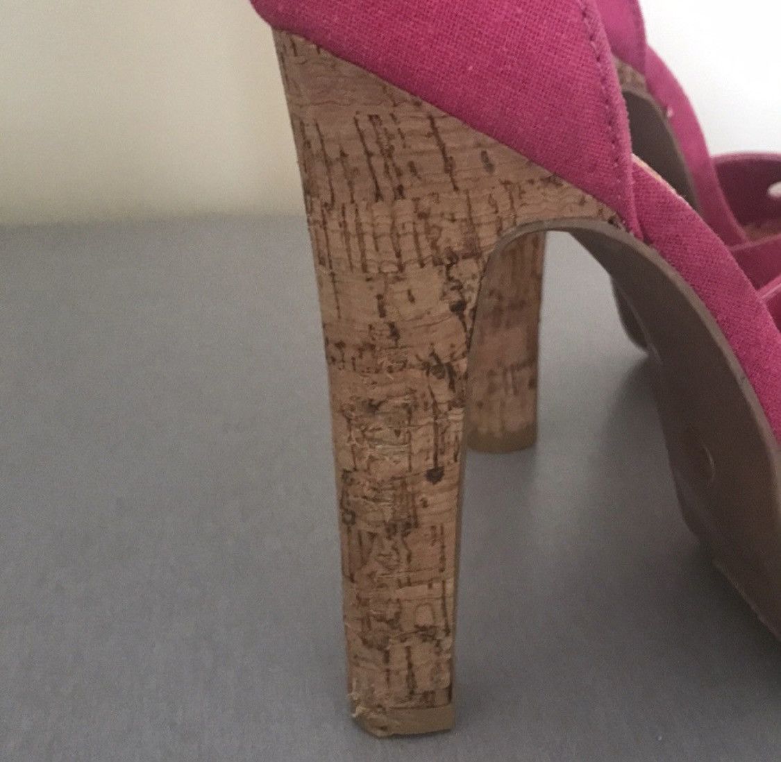 Other PINK CORK SANDALS W/ ADJUSTABLE BUCKLES NWOT Size US 7.5 / IT 37.5 - 8 Thumbnail