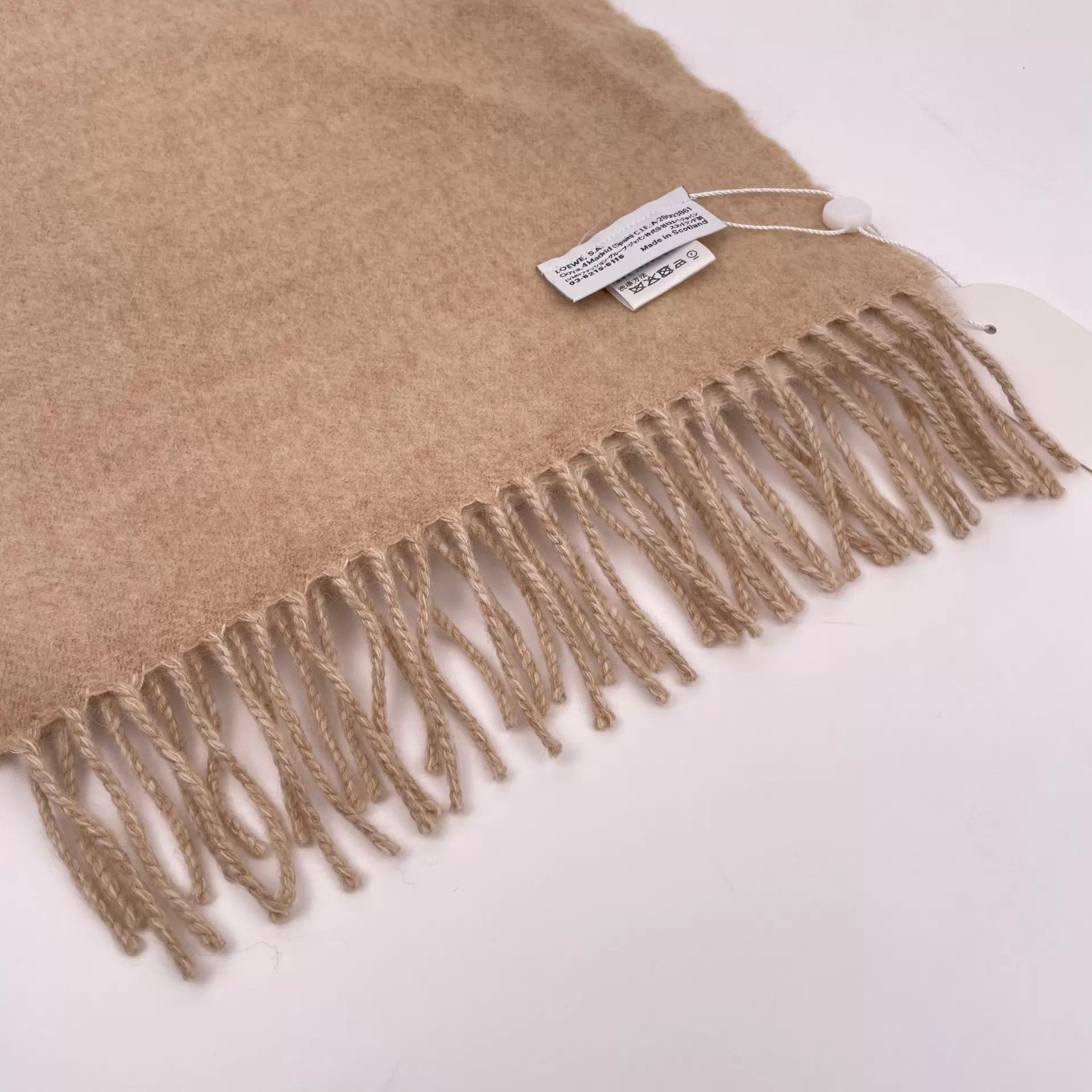 Loewe LOEWE Camel Cashmere Double-Faced Scarf 180x40cm Size ONE SIZE - 9 Thumbnail