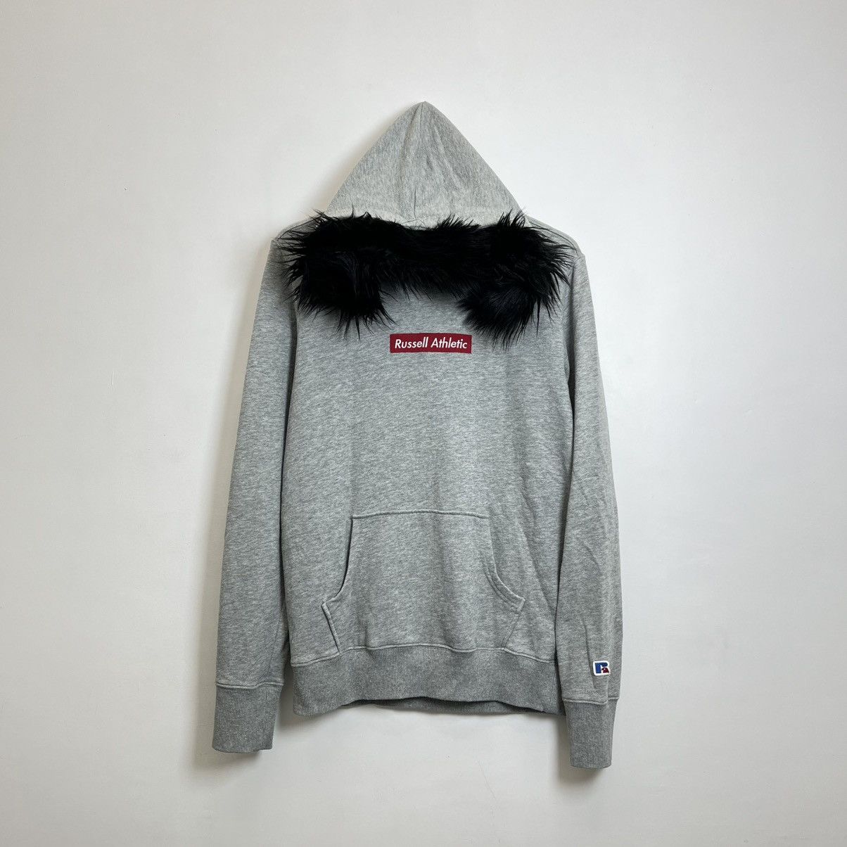 Russell Athletic Y2K Russel Athletic Faux Fur Hoodie Made In USA Size US M / EU 48-50 / 2 - 1 Thumbnail