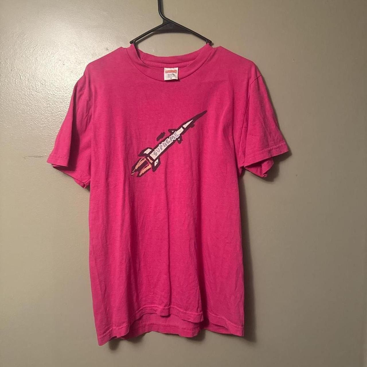 Supreme Pink Supreme Rocket Tee Size US M / EU 48-50 / 2 - 1 Thumbnail