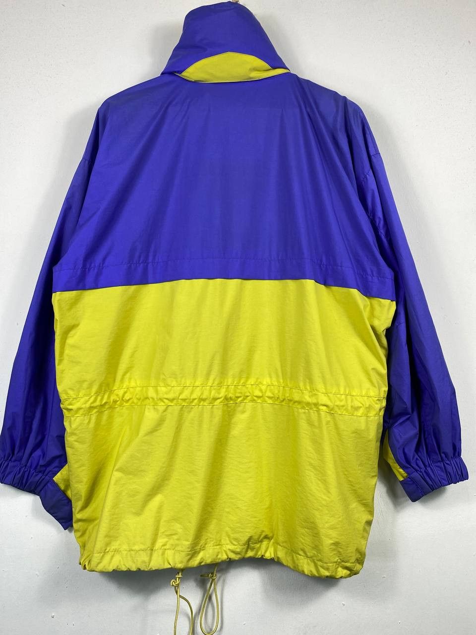 Japanese Brand vintage holiday out wheater gear waterproof jacket Size US L / EU 52-54 / 3 - 5 Thumbnail