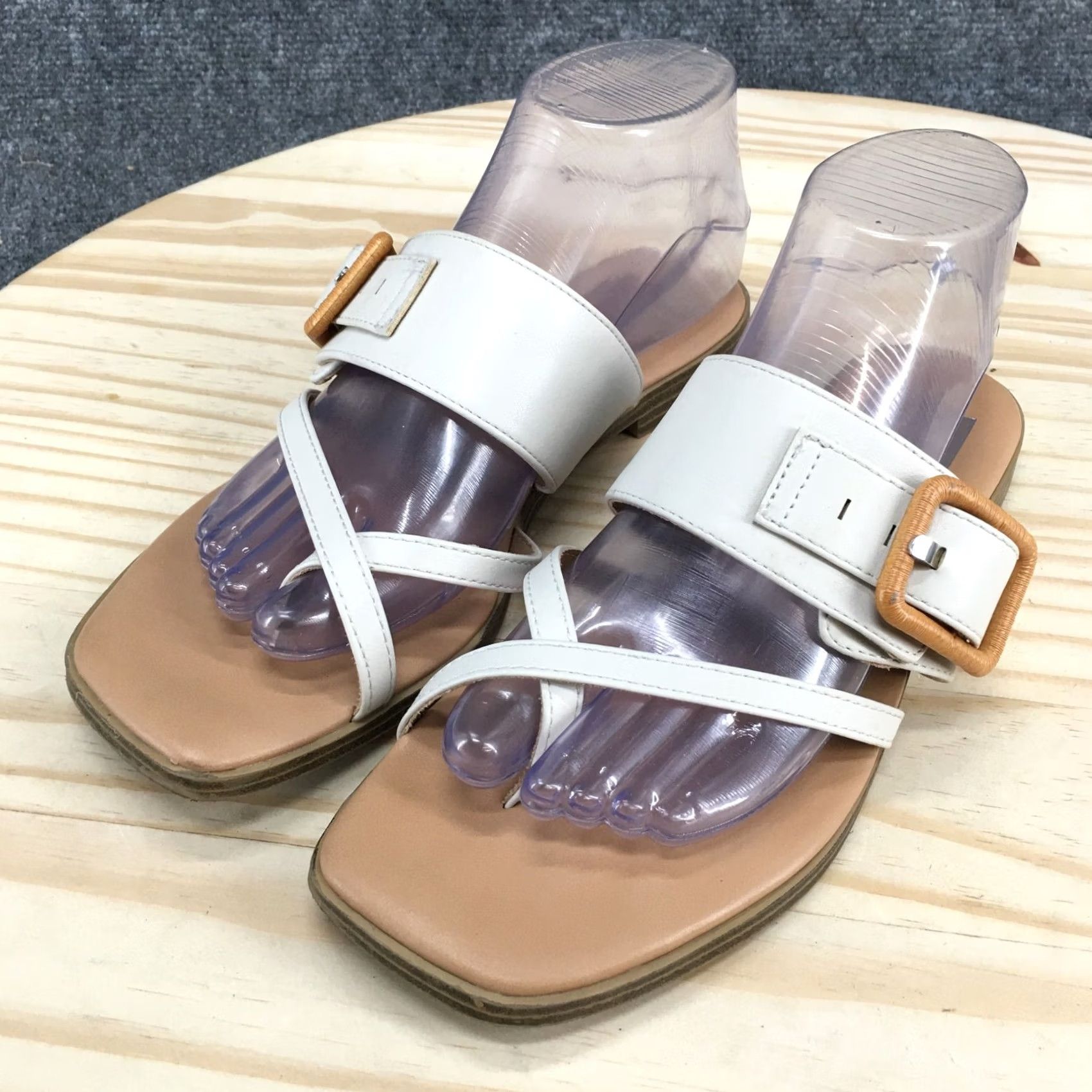 Dolce Vita DV Dolce Vita Matilda Sandals Womens 8 Slip On Toe Loop Slide Brown White Casual Shoes Size US 6 / IT 36 - 3 Thumbnail