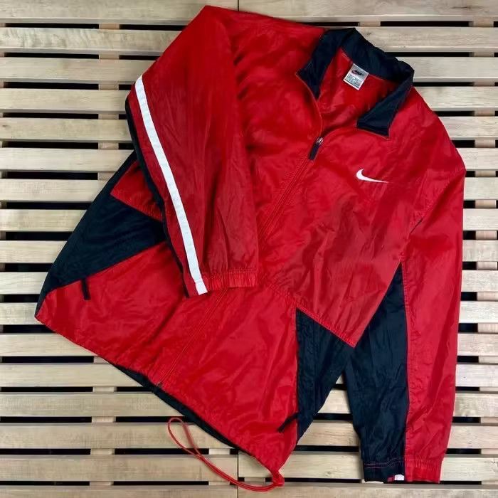 Nike × Vintage Mens Bomber Jacket Nike Vintage Red Size S Back Logo Size US S / EU 44-46 / 1 - 1 Thumbnail