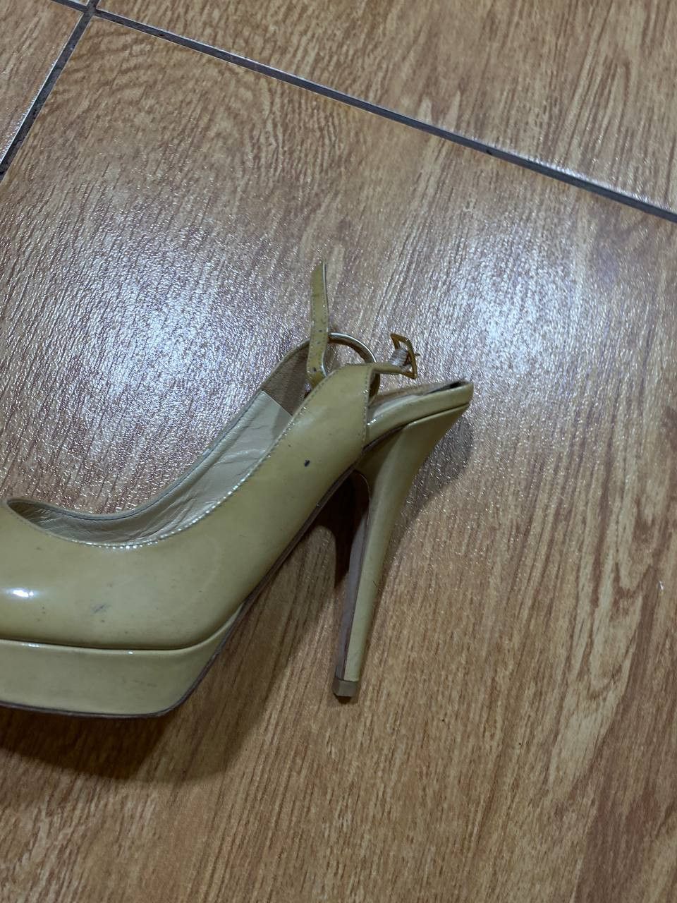 Jimmy Choo Heels Jimmy Choo vintage streewear Y2K luxury beige Size US 5 / IT 35 - 13 Thumbnail