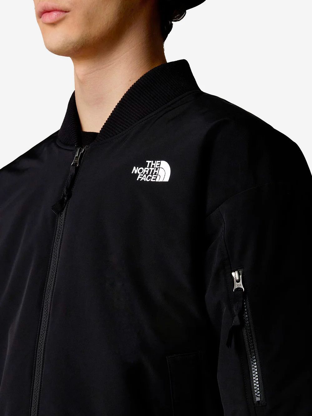 The North Face o1s22i1n1124 Bomber Jacket in Black Size US L / EU 52-54 / 3 - 5 Thumbnail
