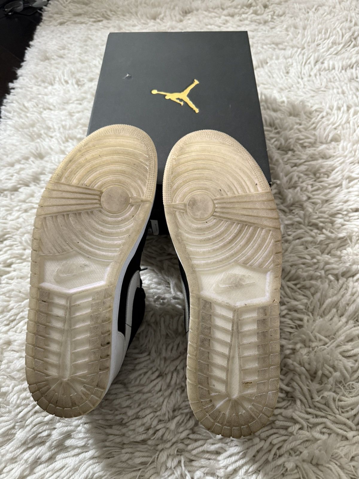 Jordan Brand Air Jordan 1 Low Diamond Toe Size US 13 / EU 46 - 5 Thumbnail