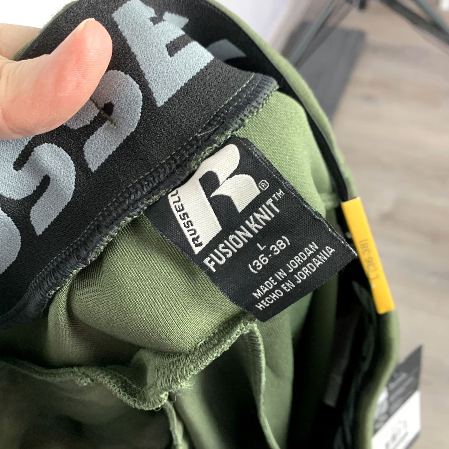 Olive VINTAGE Russell Fusion Knit Jogger Pants Olive Green L 36-38 Slim Fit Men Size US 33 - 6 Thumbnail