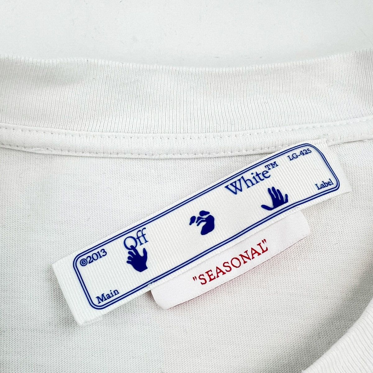Off-White Off-White Wave Diagonal White T Shirt Size US L / EU 52-54 / 3 - 6 Thumbnail
