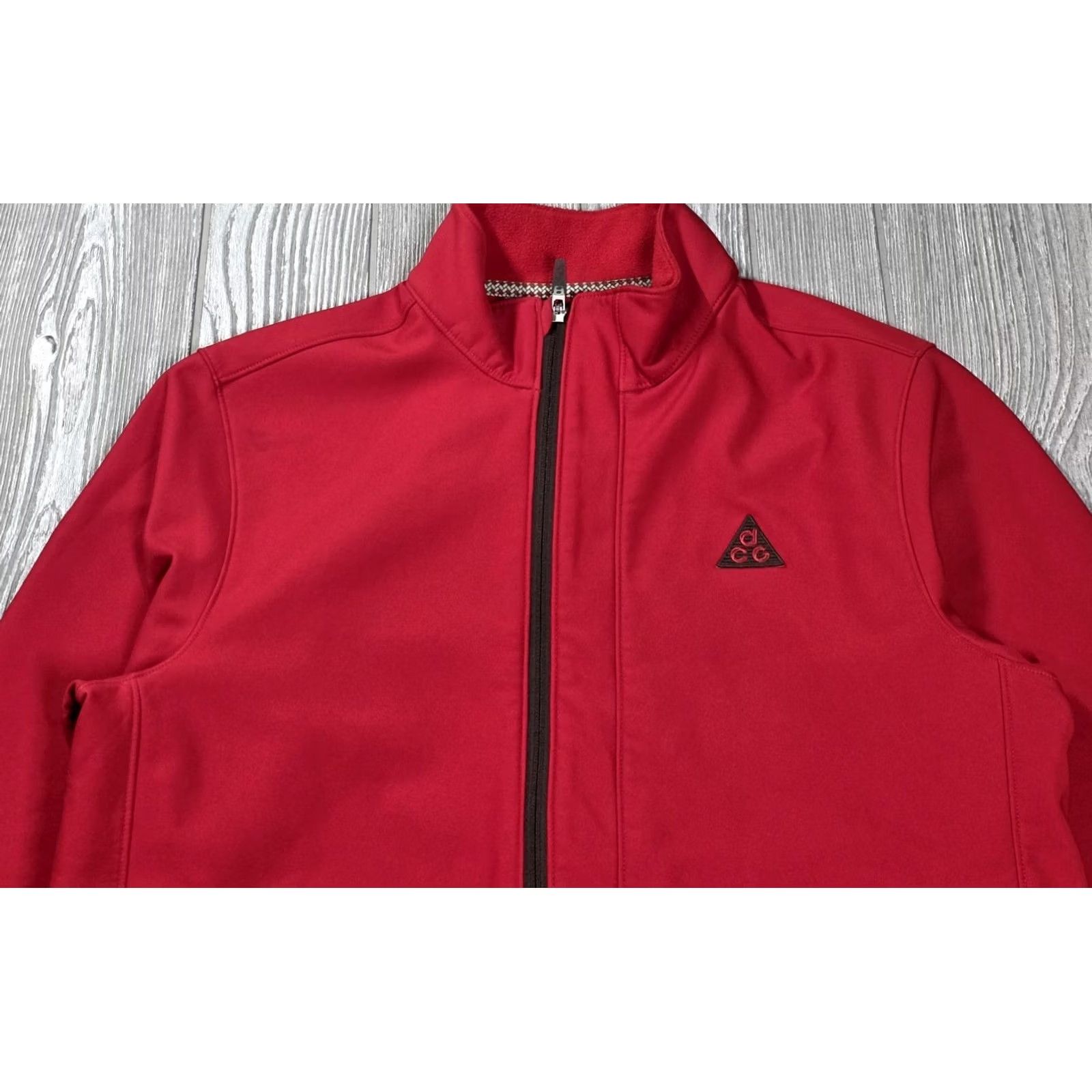 Nike ACG NIKE ACG Full Zip Soft Shell Jacket Red Black Mens M Drawstring Y2k Rare Vintage Nike ACG Jacket Size US M / EU 48-50 / 2 - 5 Thumbnail