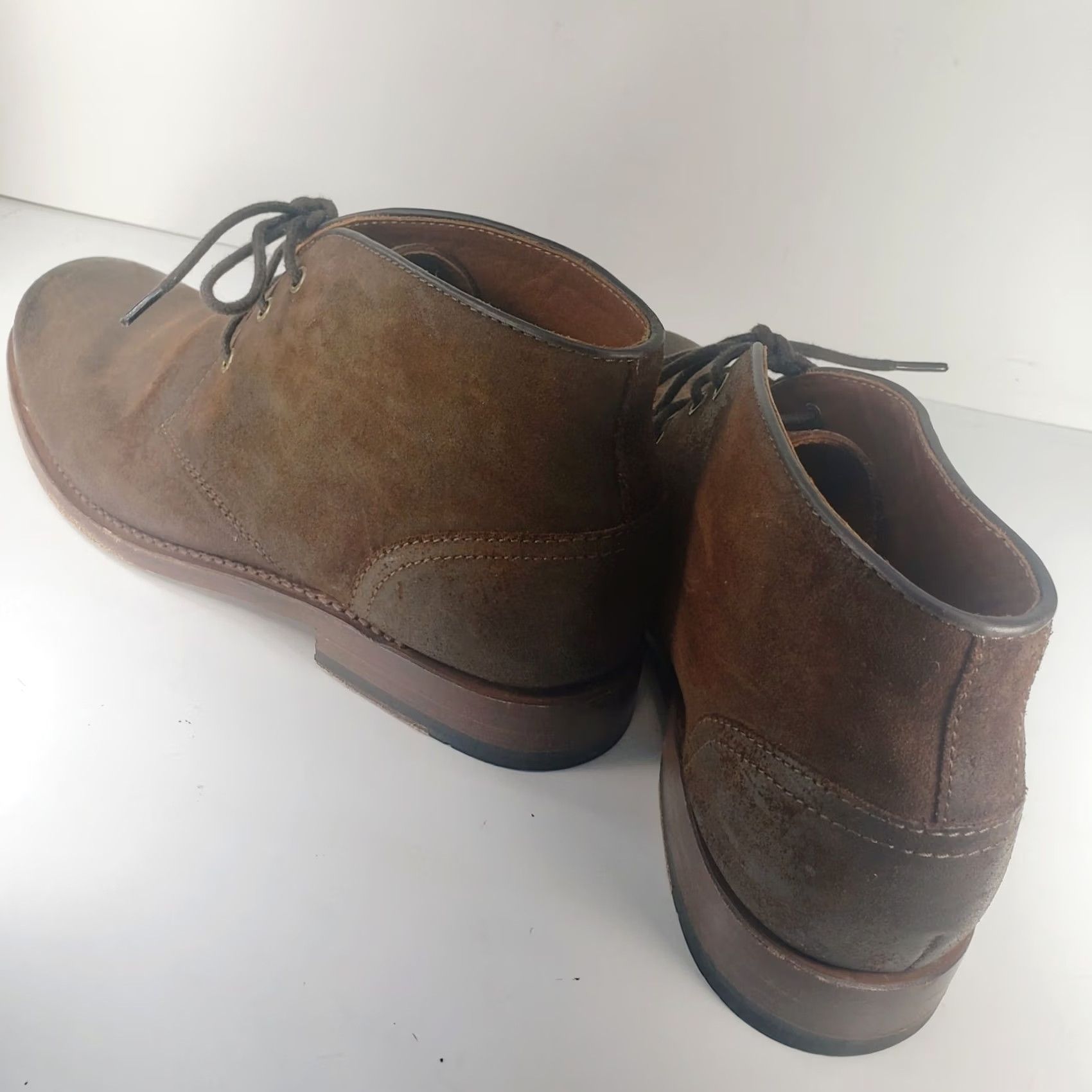 Johnston & Murphy Johnston & Murphy Brown Leather Nubuck Suede Chukka Boots Mens 10.5 Brown Suede Leather Lining Cushioned Insole Leather Outsole Chelsea Style Size US 11 / EU 44 - 5 Thumbnail