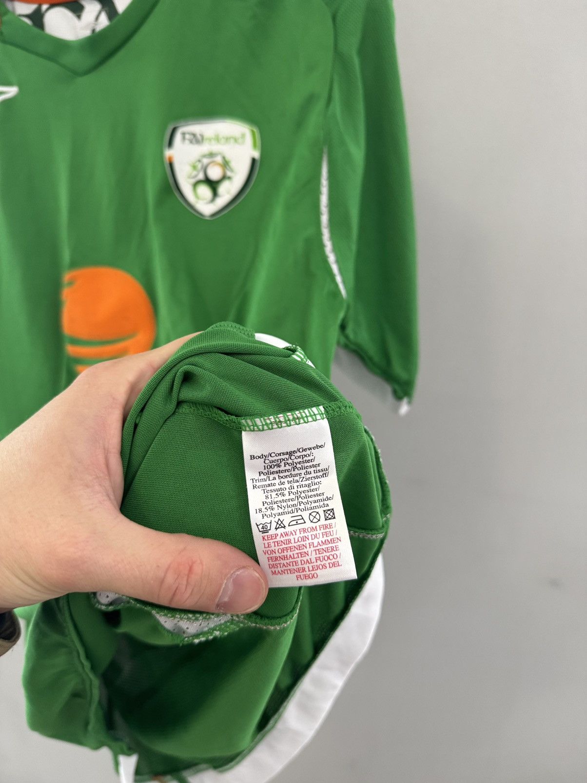 Umbro FA Ireland soccer jersey casual shirt football Size US M / EU 48-50 / 2 - 5 Thumbnail