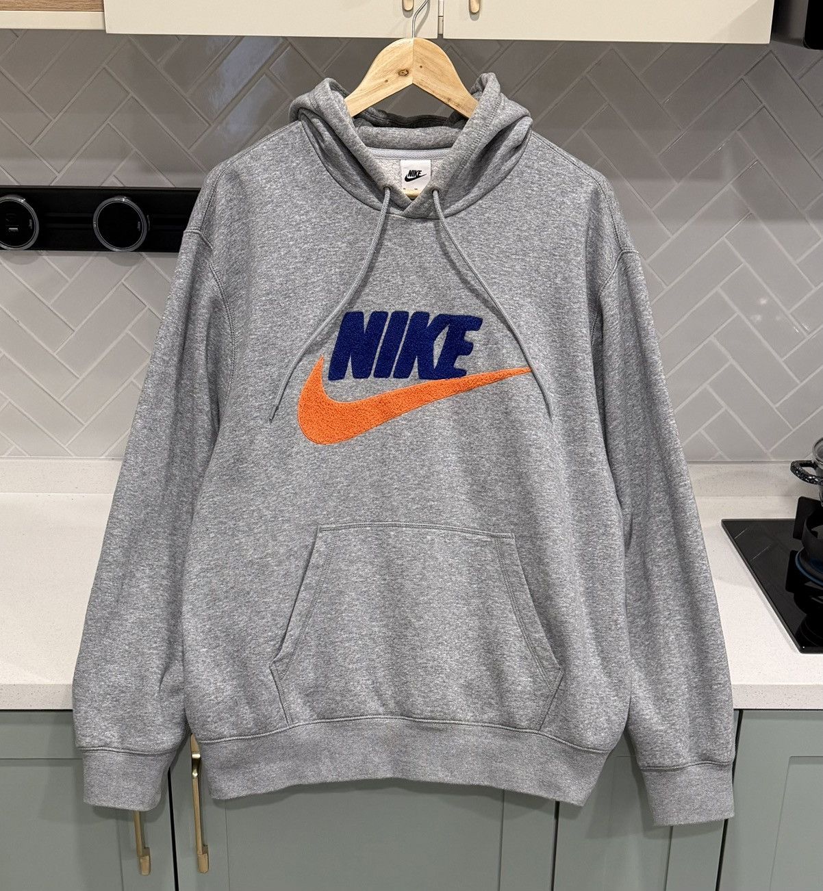 Nike Nike Club Fleece Logo Pullover Hoodie Sweatshirt Gray Mens Size US XL / EU 56 / 4 - 2 Thumbnail