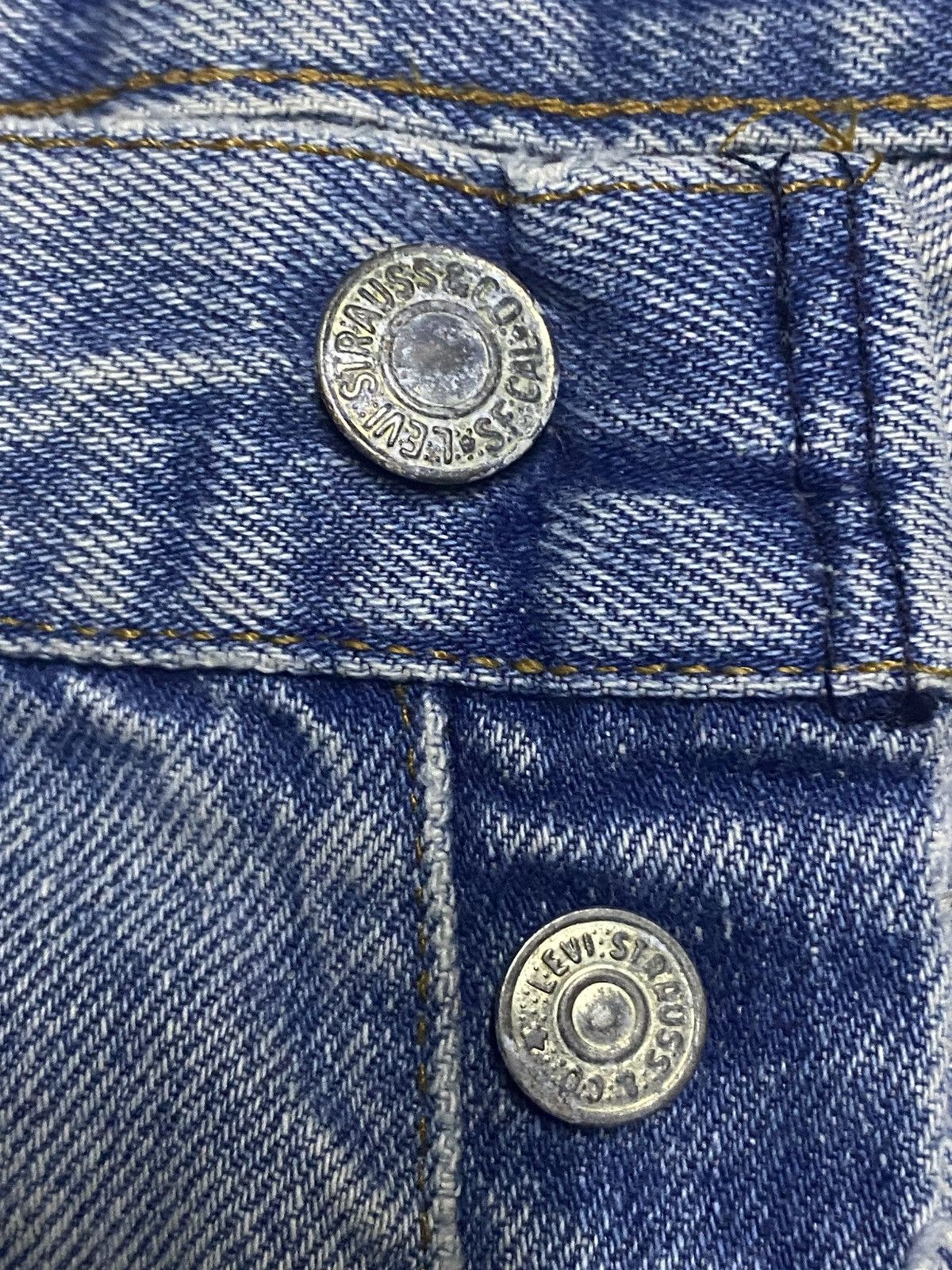 Levi's Vintage Levis 501 70s Faded Wash Repair Distressed Jeans Size US 29 - 14 Thumbnail