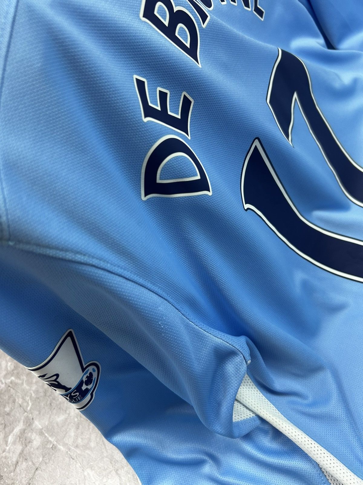 Nike Nike Manchester City De Bruyne 2017/18 home Long Sleeve Size US M / EU 48-50 / 2 - 20 Thumbnail