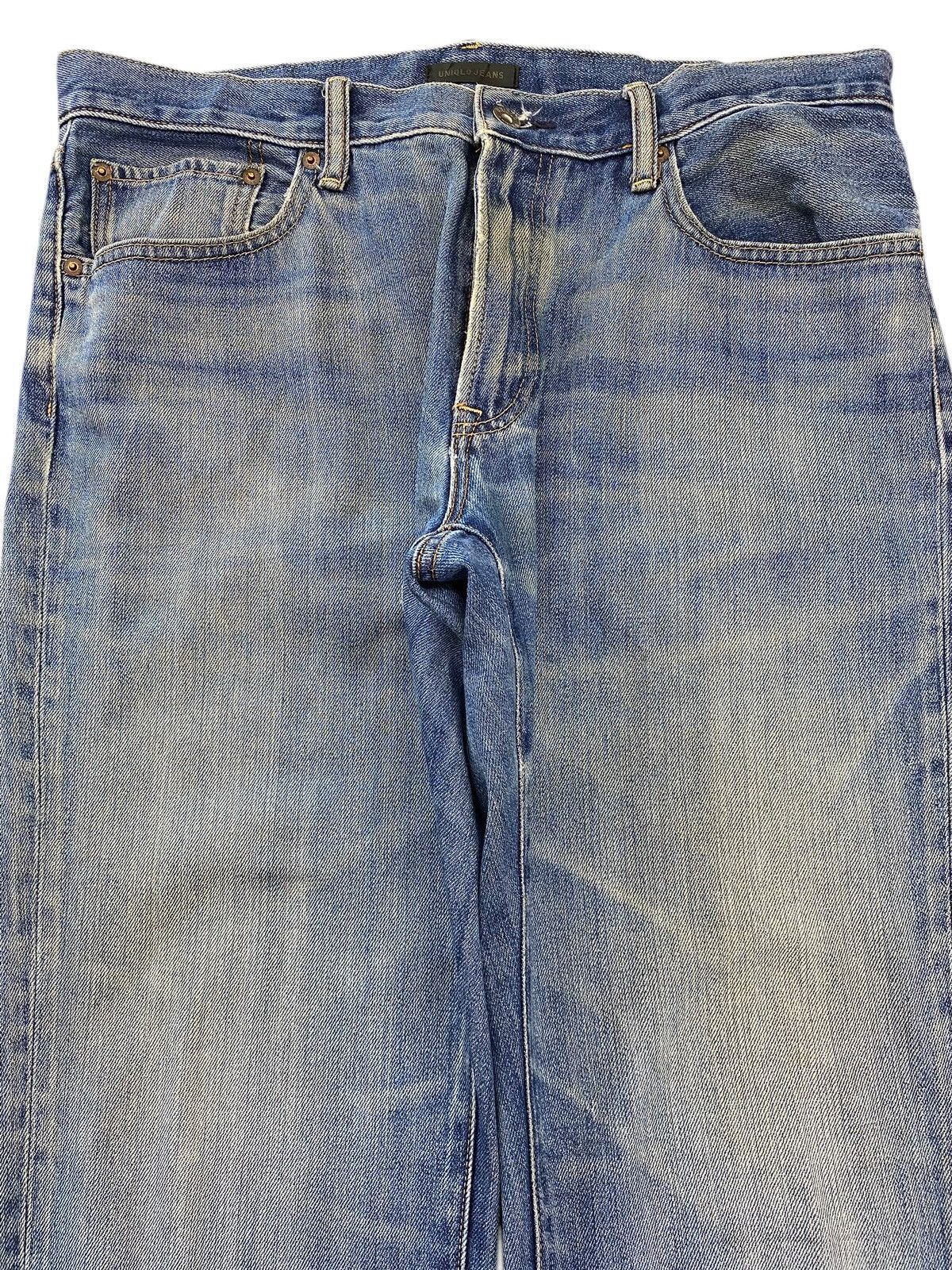 Uniqlo Uniqlo Blue Wash Style Straight Leg Jeans Size US 35 - 2 Thumbnail