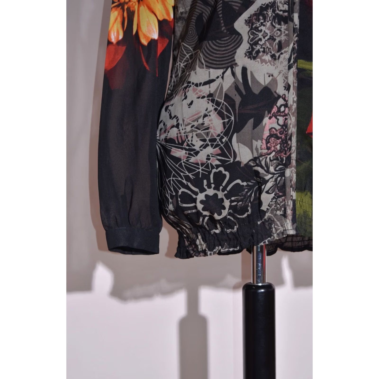Desigual Desigual Women's Black Sheer Blouse Top Long Sleeve Flower Print Size L Size L / US 10 / IT 46 - 4 Thumbnail
