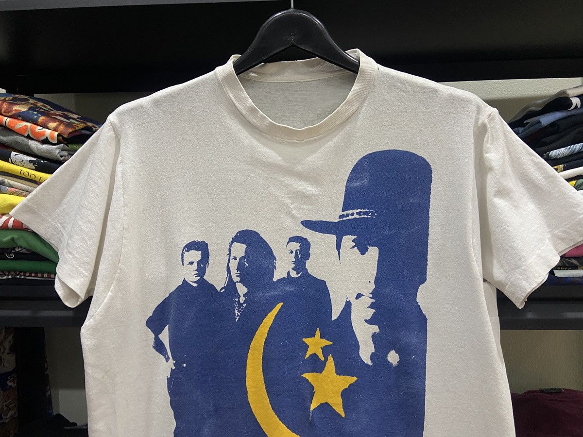 Band Tees × Vintage Vintage 1989s U2 Love Comes to Town e Band TShirt Size US L / EU 52-54 / 3 - 2 Thumbnail
