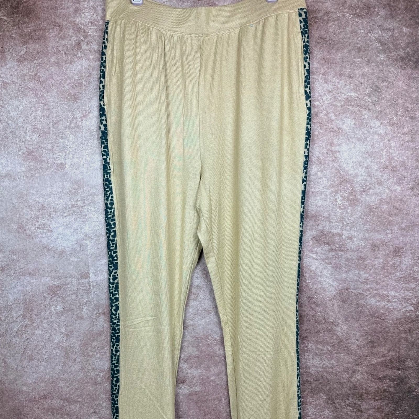 Other Retreat Rhonda Shear Knit Pants Suntan Abstract Animal L Size 33" - 4 Thumbnail