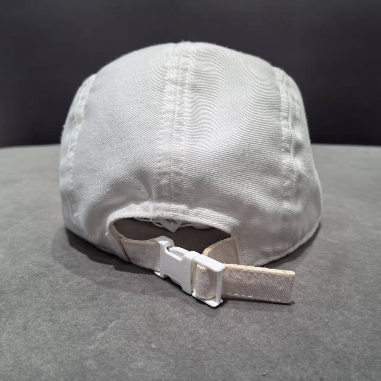 Maison Margiela NWT MM6 logo label cap white unisex Size ONE SIZE - 5 Thumbnail