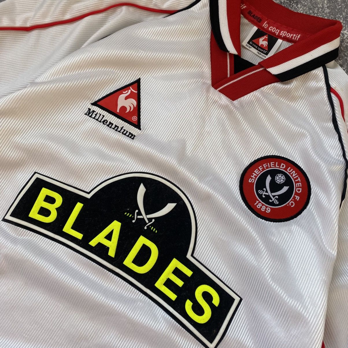Le Coq Sportif Vintage Le Coq Sportif Sheffield United 90’s Rare Jersey Size US S / EU 44-46 / 1 - 3 Thumbnail