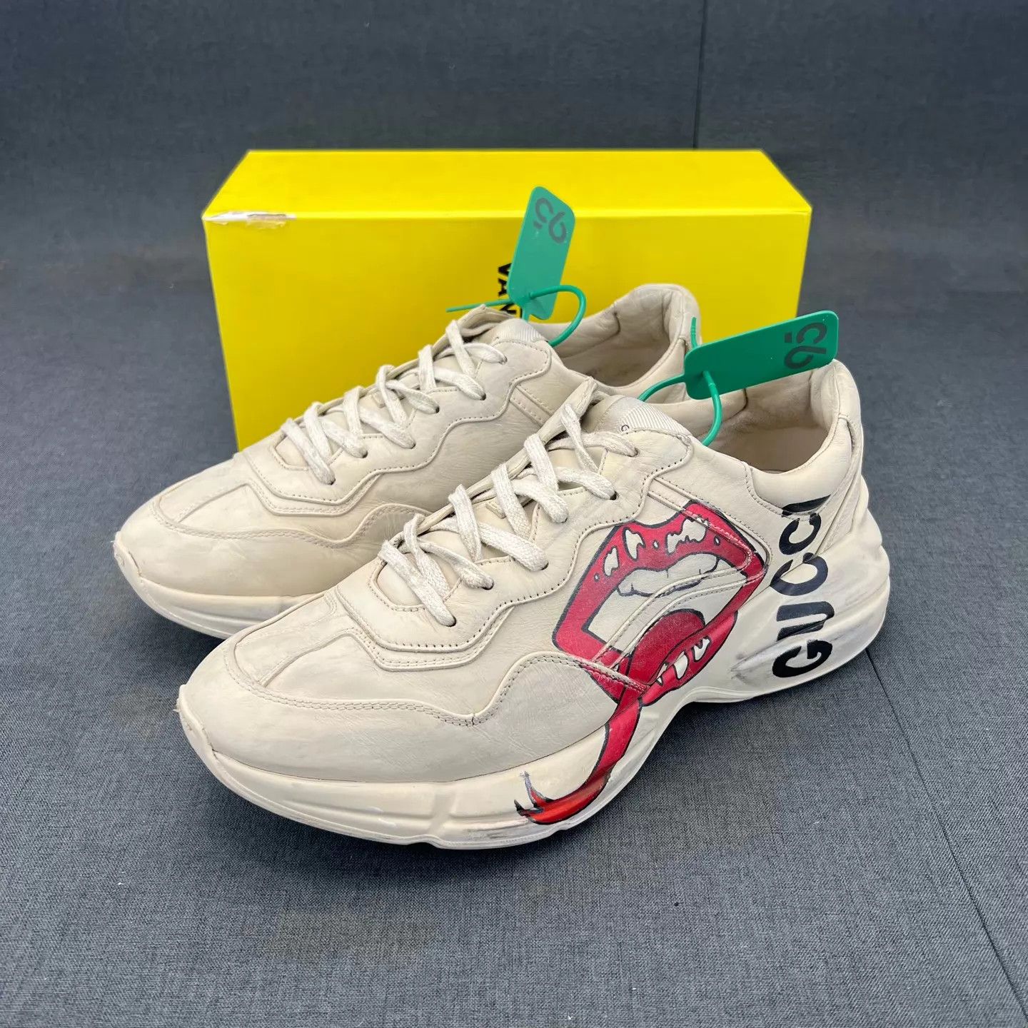 Gucci Gucci Rhyton Lips Distressed 44 Boxed Minor Logo Repair Size US 11 / EU 44 - 1 Thumbnail