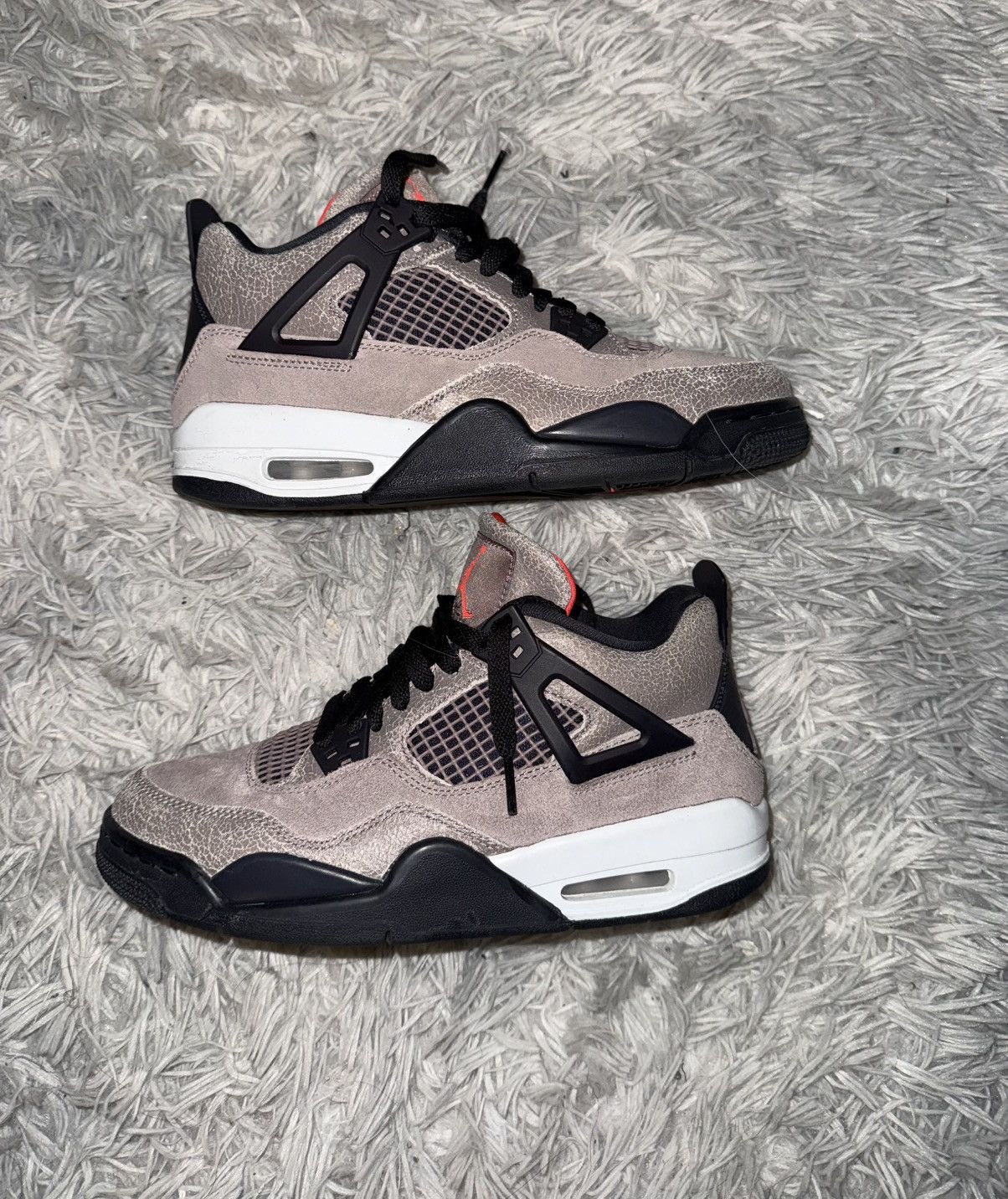 Jordan Brand jordan retro 4 taupe haze Size US 6.5 / EU 39-40 - 3 Thumbnail