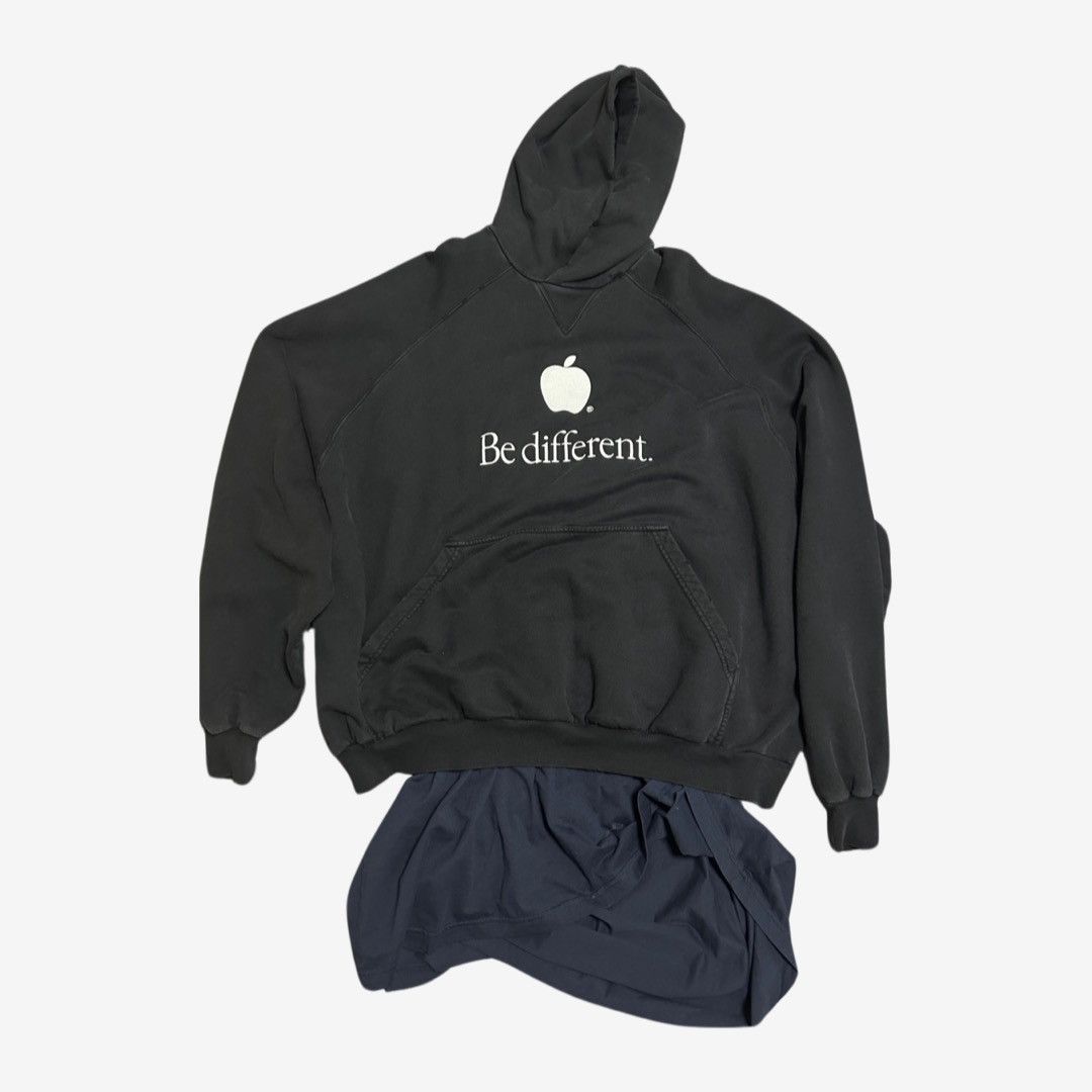 Balenciaga *RARE* Balenciaga AW22 Be Different Hoodie SZ.1 Size US S / EU 44-46 / 1 - 2 Thumbnail