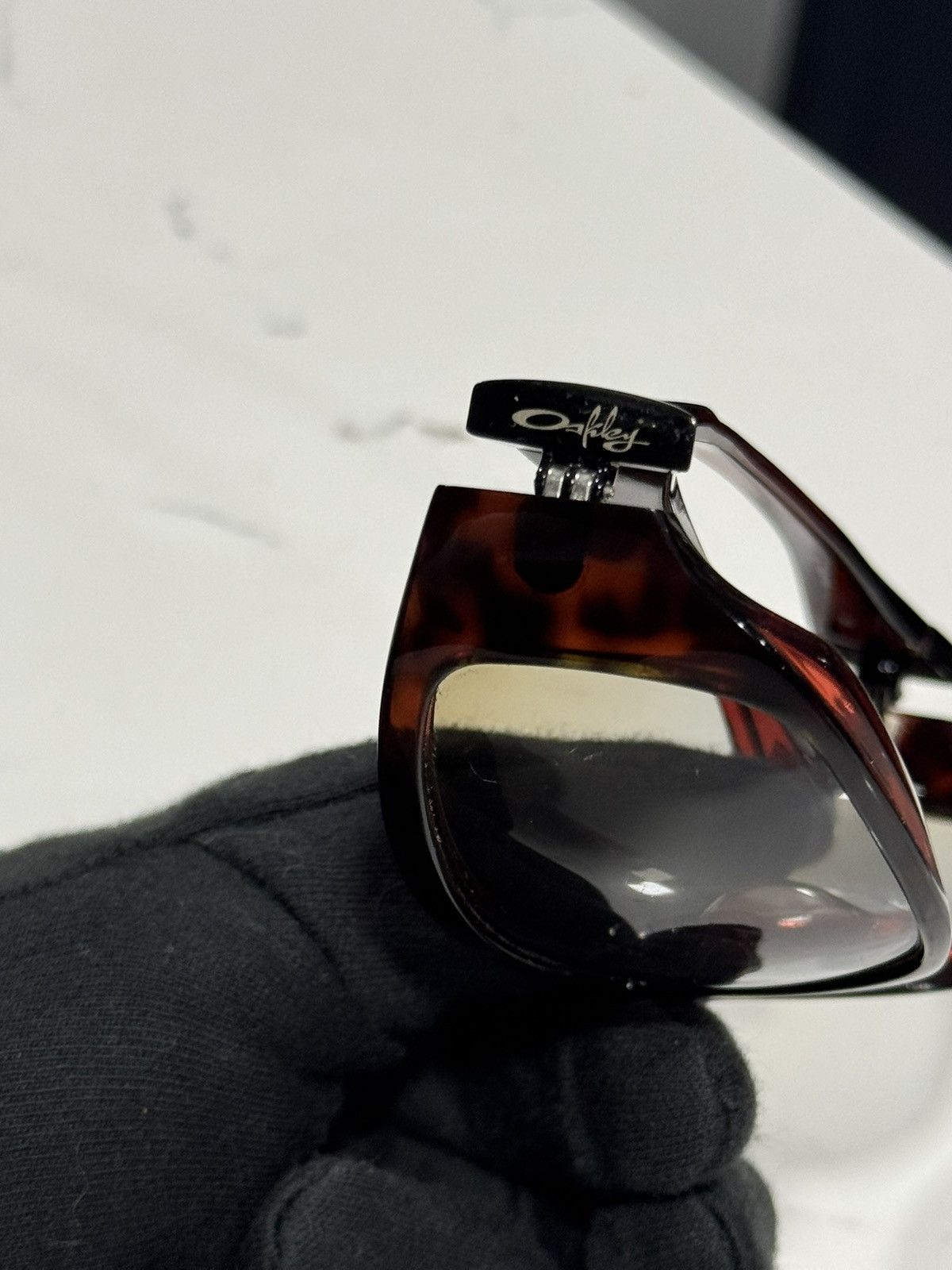 Oakley Vintage Oakley Disobey Red Tortoise Y2K Wrap Frames Rare Size ONE SIZE - 9 Thumbnail