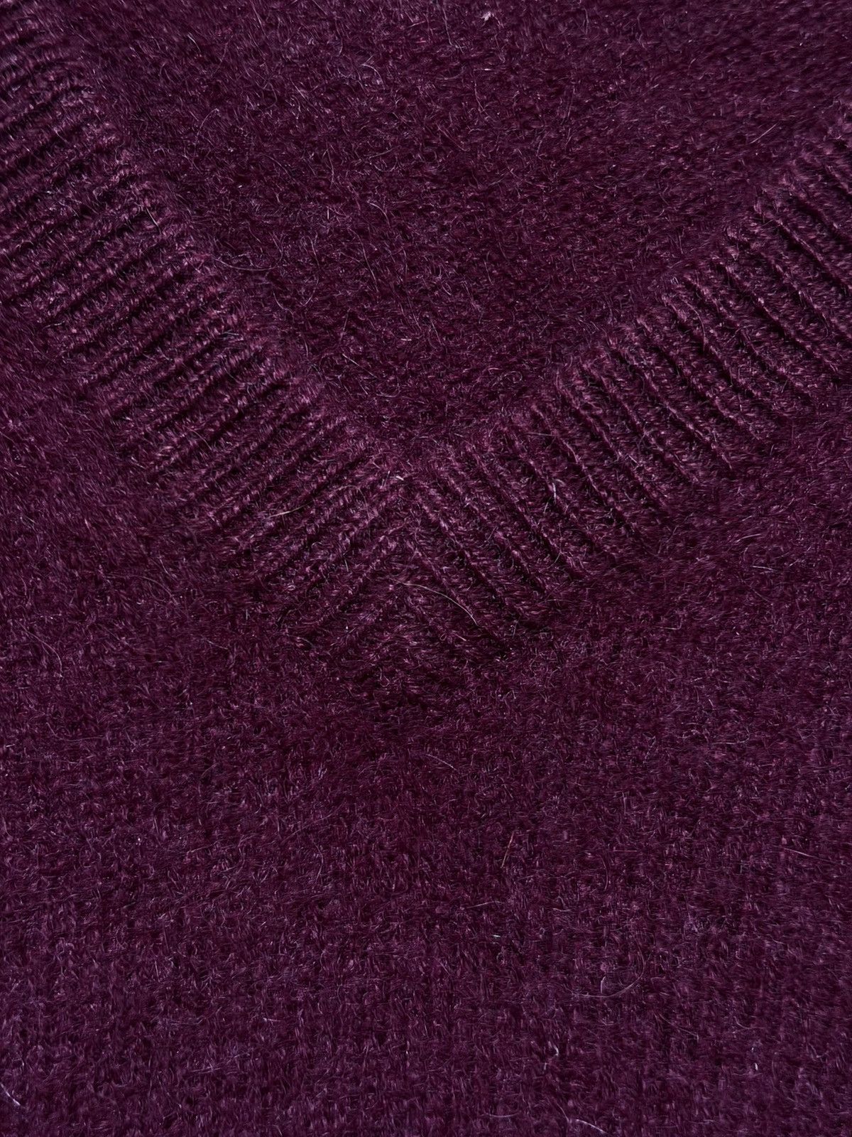 Bloomingdale's C By Bloomingdale's Sweater Cashmere V Neck Pullover Knit Size US XXL / EU 58 / 5 - 2 Thumbnail