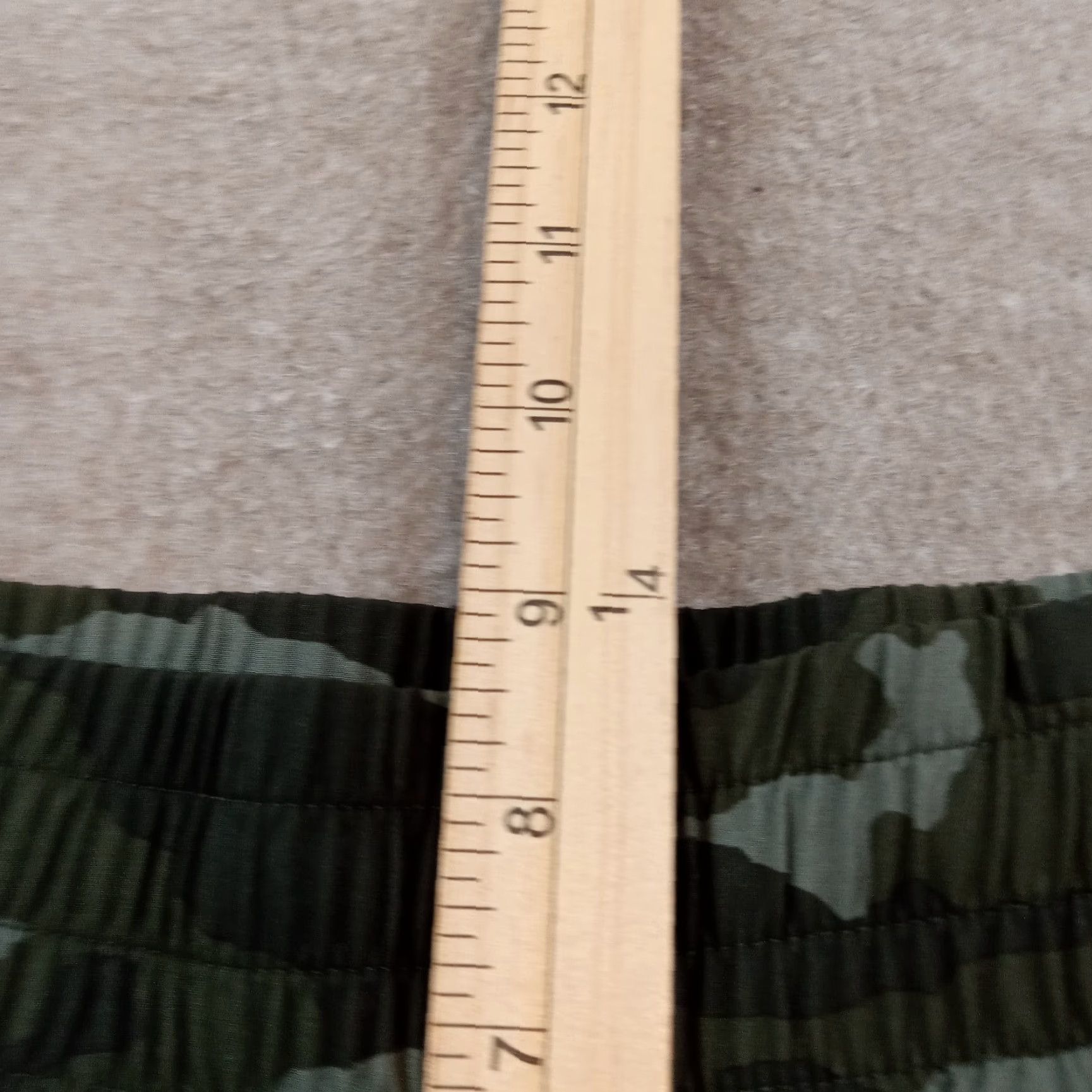 Athleta Athleta Womens Extra Small XS Green Camo Athletic Shorts Elastic Waist Size 26" / US 2 / IT 38 - 7 Thumbnail