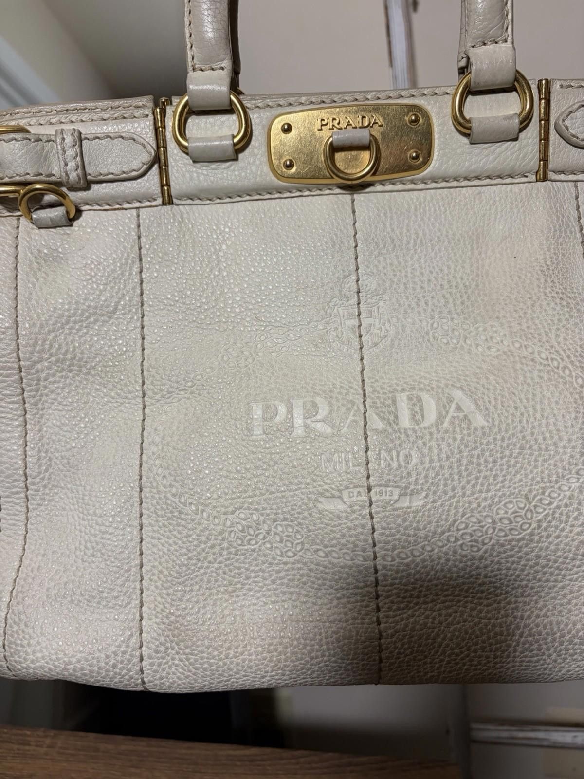 Prada Prada Vitello Daino Bauletto Leather Shoulder Doctor Handbag Size ONE SIZE - 4 Thumbnail