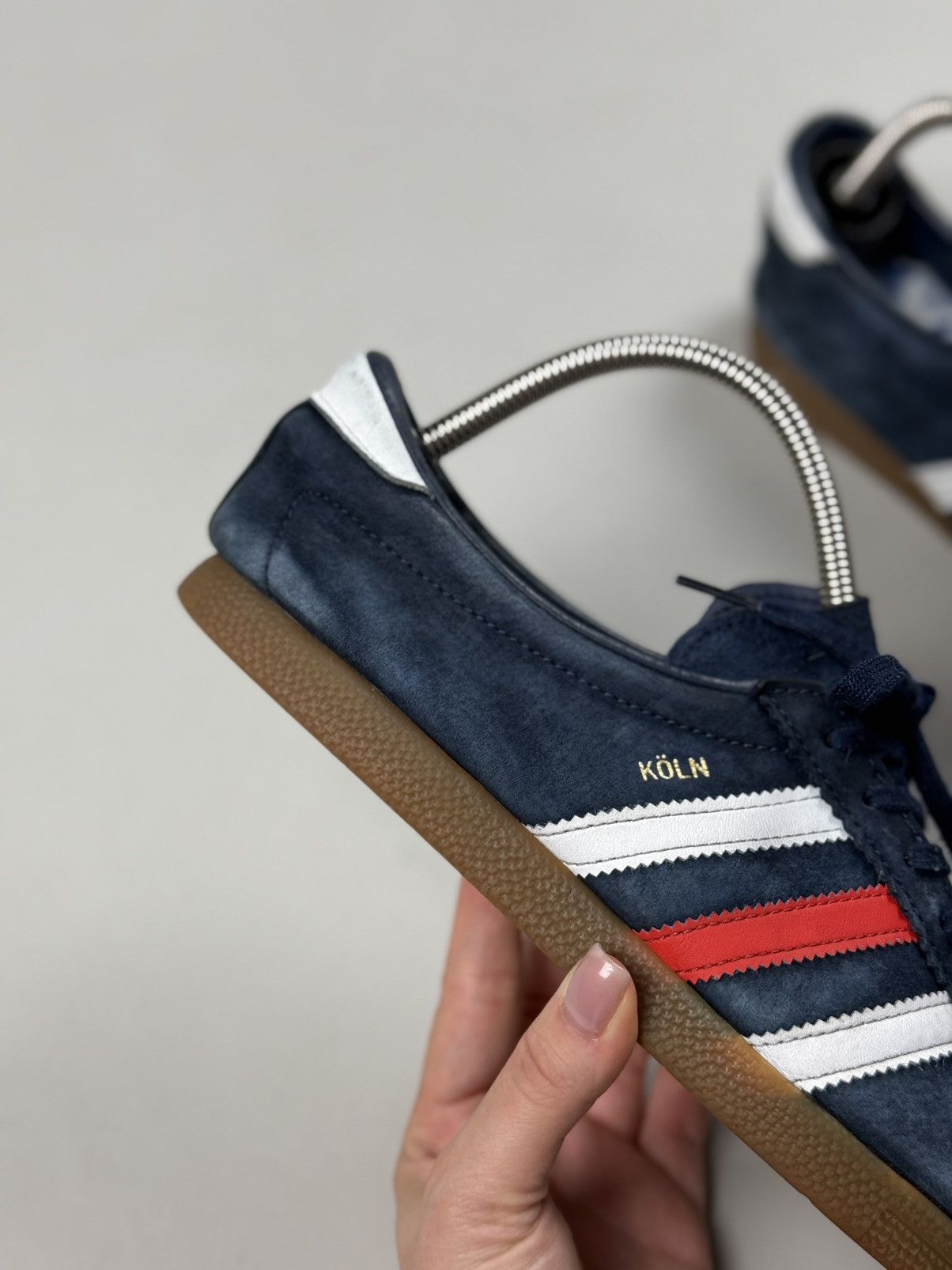 Adidas Adidas Koln City Series Low Top Suede Sneakers Shoes FV1196 Size US 8.5 / EU 41-42 - 6 Thumbnail
