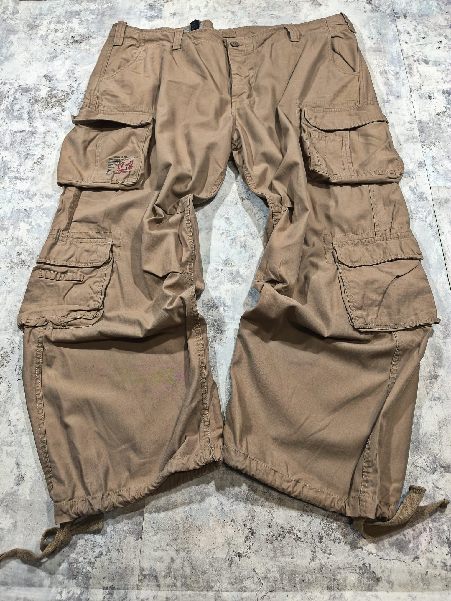 Other INSANE BAGGY 7XL CARGO PANTS MILITARY Size US 44 / EU 60 - 1 Thumbnail