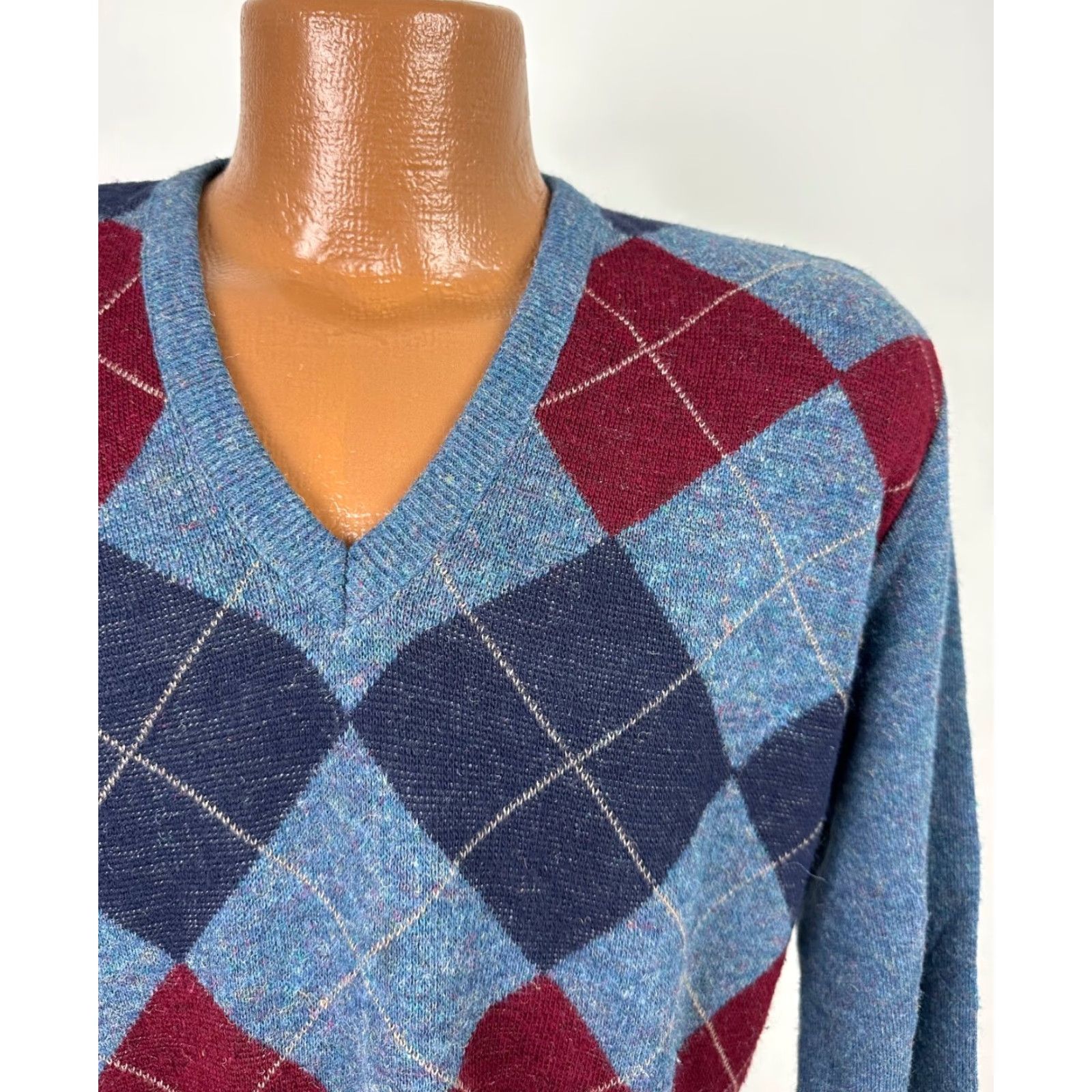 Vintage VINTAGE Robert Bruce Sweater Mens M Argyle Diamond Knit V-Neck Pullover Blue 80s Grunge Golf Size US M / EU 48-50 / 2 - 3 Thumbnail