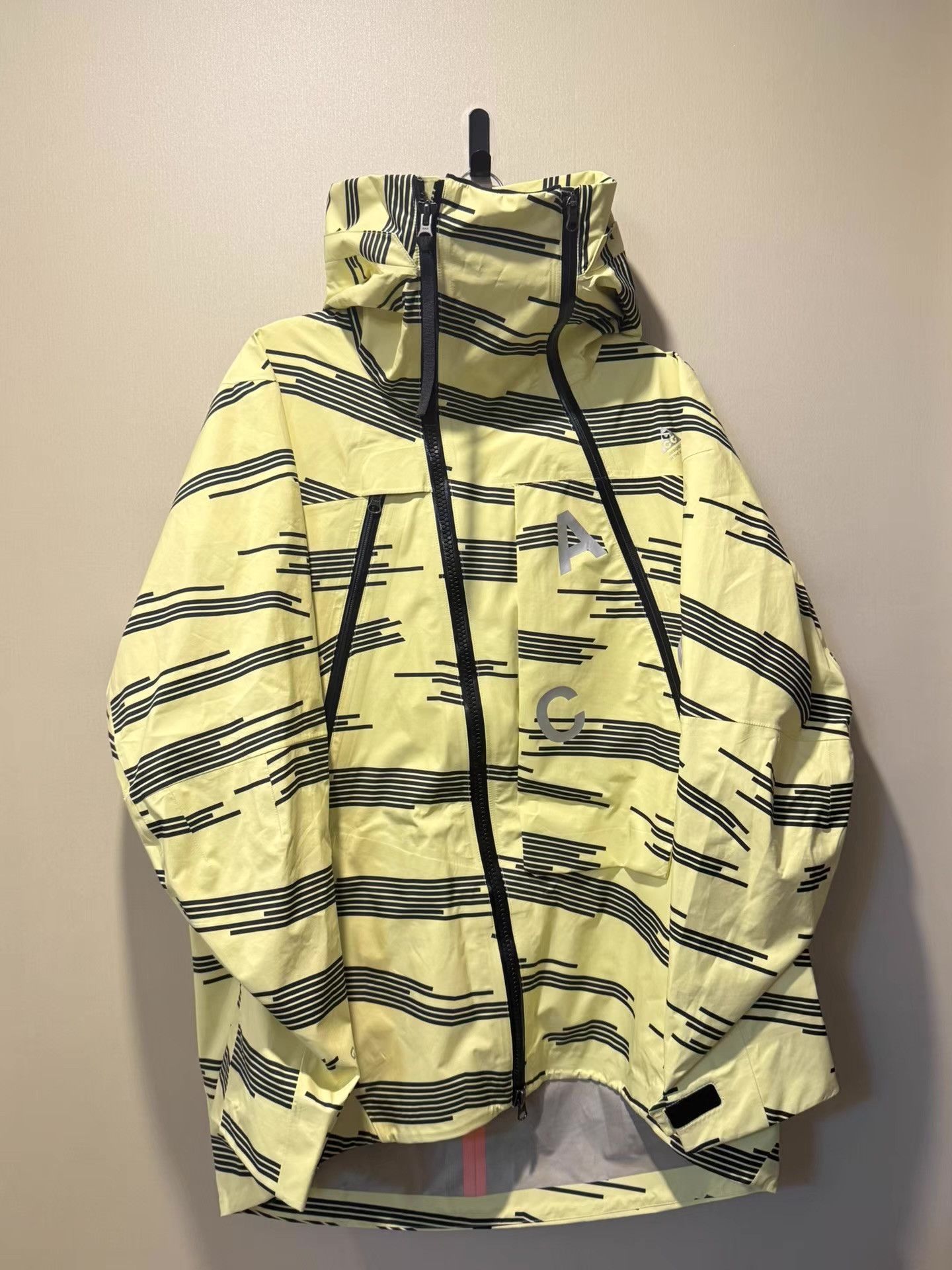 Nike Nike Nikelab ACG Alpine Functional Jacket Ｑ20 Size US L / EU 52-54 / 3 - 1 Thumbnail