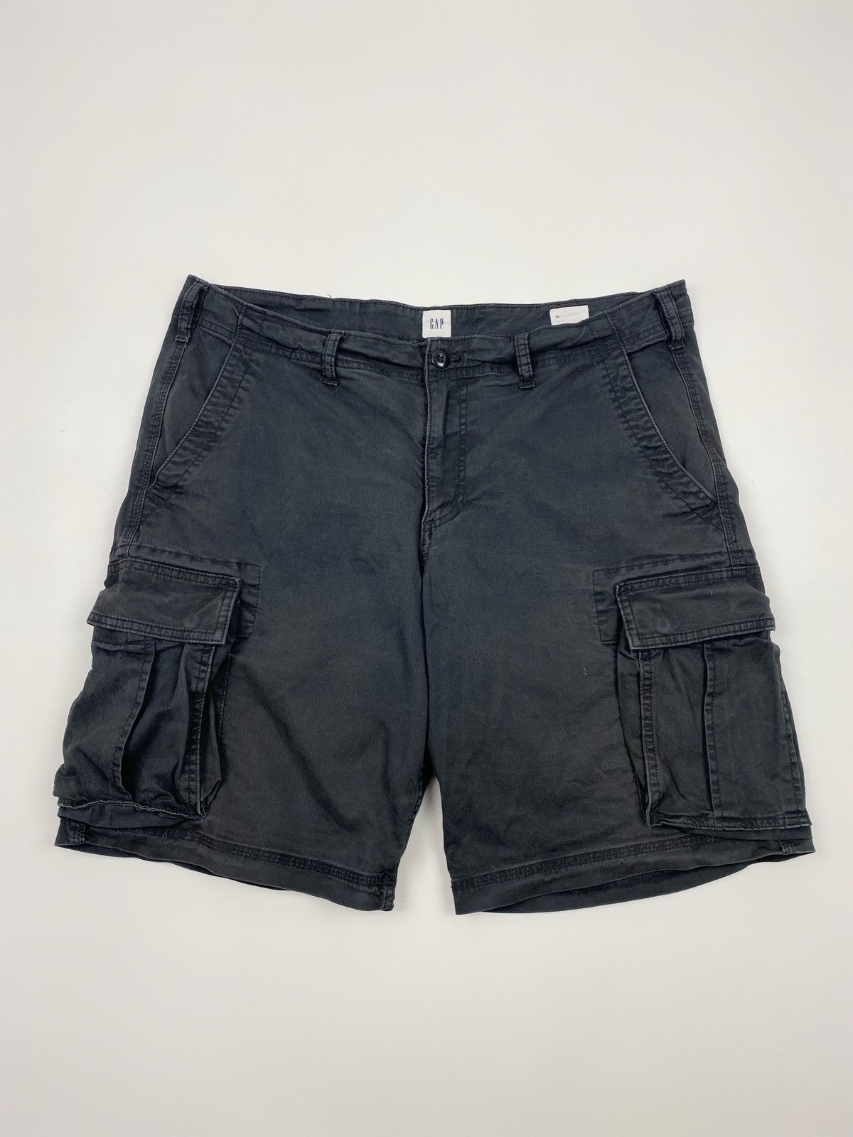 Gap Sun Faded Gap Cargo Loose Baggy Cargo Shorts W36 Size US 36 / EU 52 - 1 Thumbnail