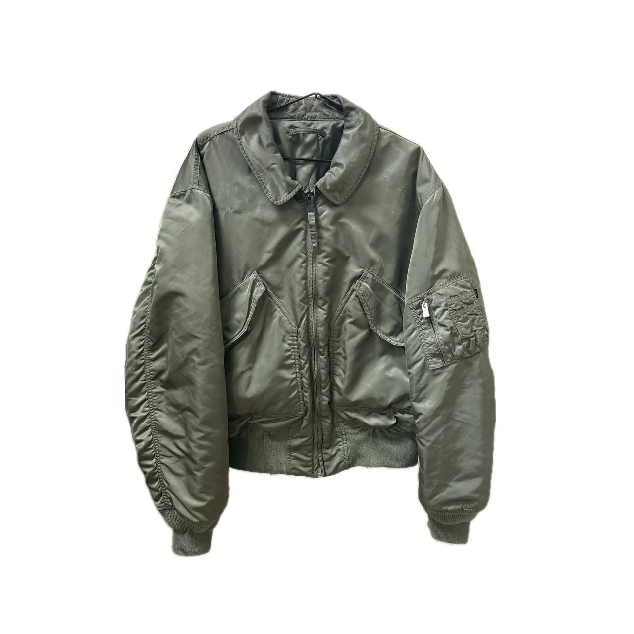 ALYX NAOMI AVE. MA-1ジャケット XS ALYX NAOMI AVE. MA-1ジャケット XS ALYX x Alpha Industries