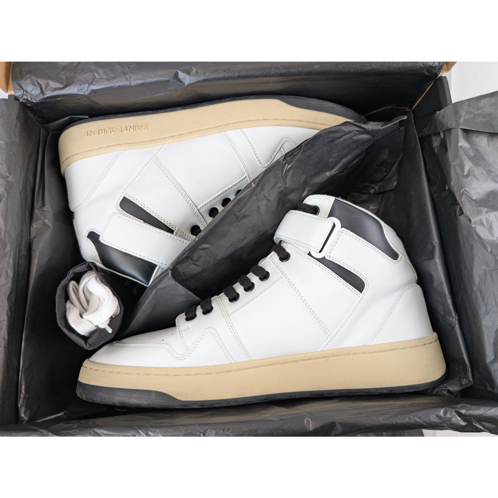 Saint Laurent Paris o1rshd1 Lax Mid top sneakers in Blanc optique/nero Size US 10 / EU 43 - 21 Thumbnail